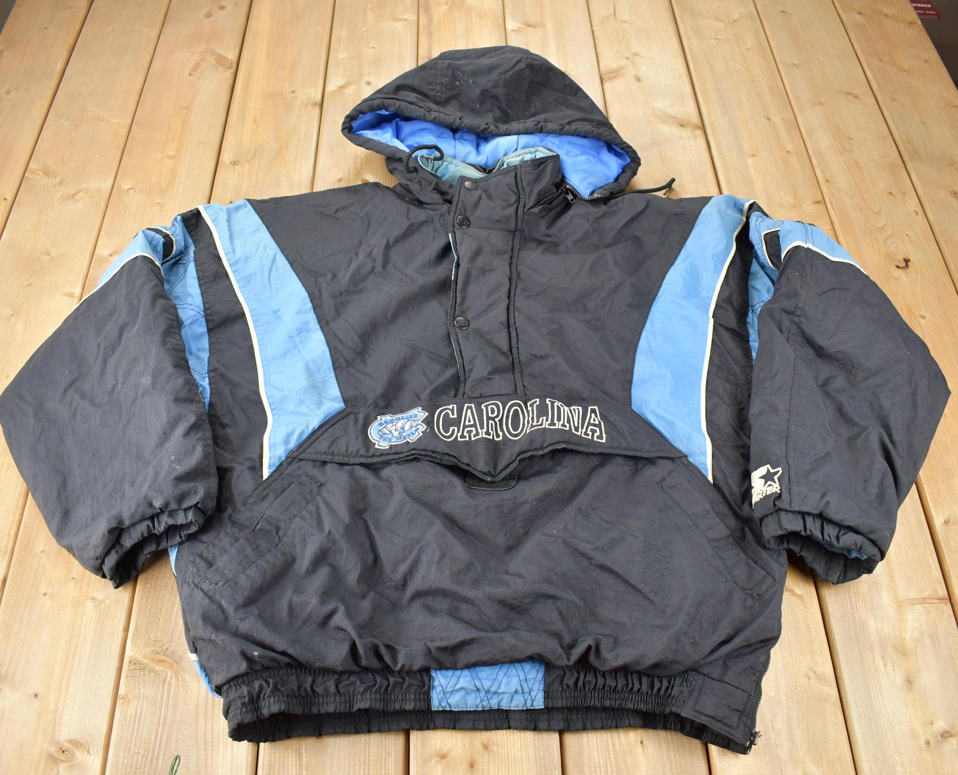 Vintage 1990s University of North Carolina Tar Heels Collegiate NCAA Quarter Zip Starter Jacket