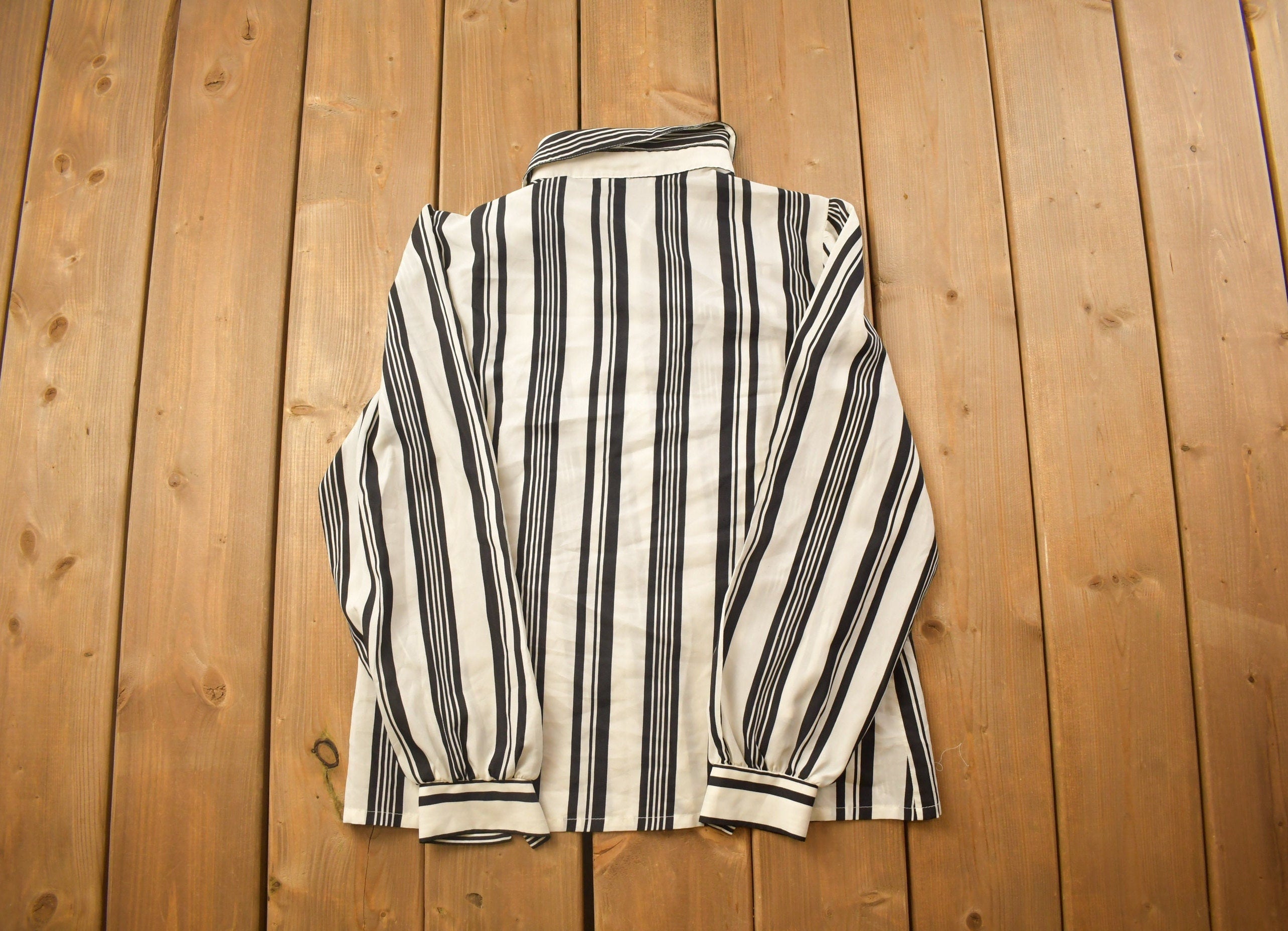 Vintage 1990s Judy Bond Women's Striped Button Up Shirt