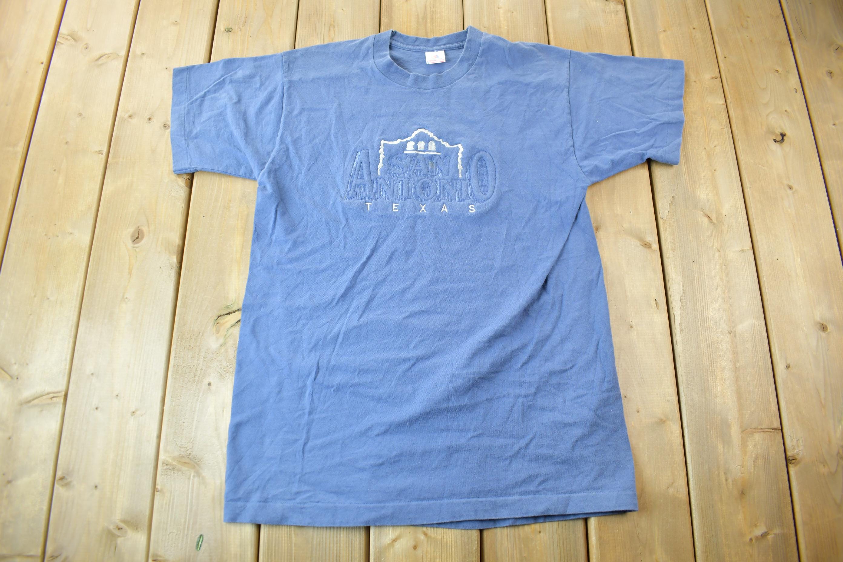 Vintage 1990s San Antonio Texas Souvenir Travel T-Shirt