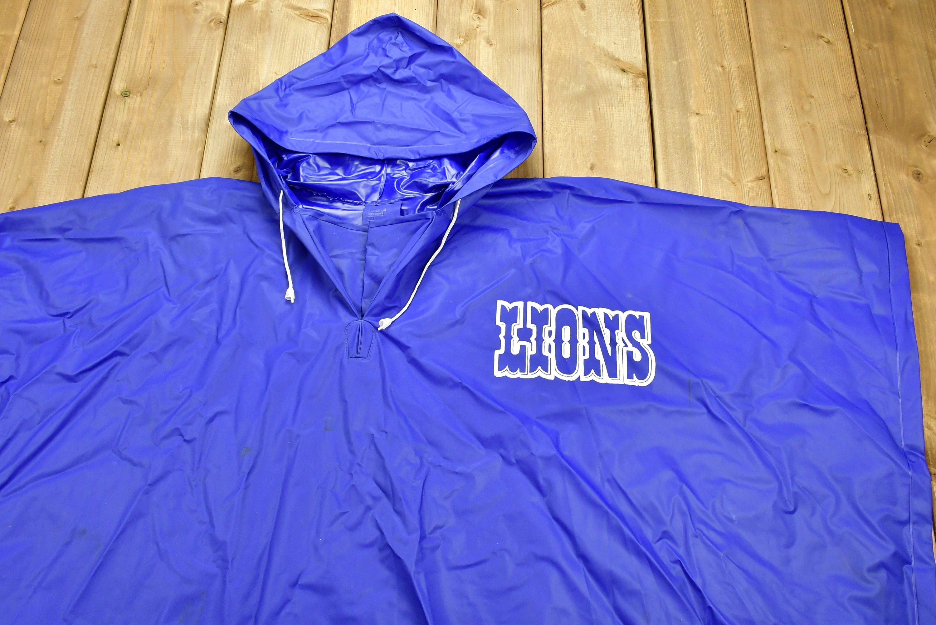 Vintage 1990s Detroit Lions NFL Massive Rain Poncho