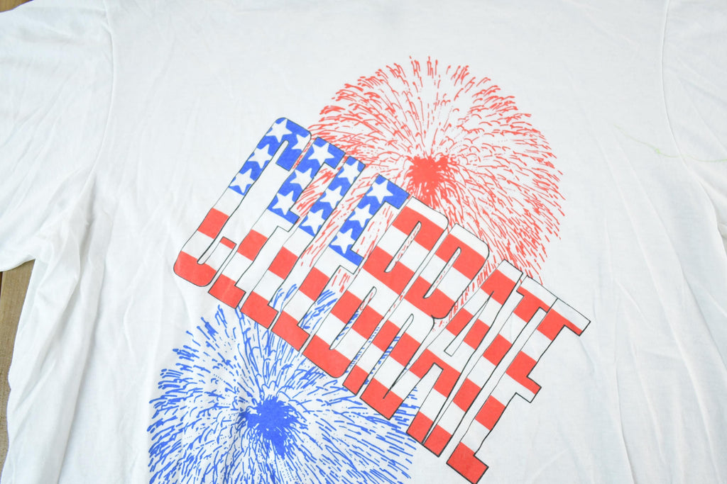 Vintage 1990s Celebrate Fourth Of July Souvenir T-Shirt Mens XXL