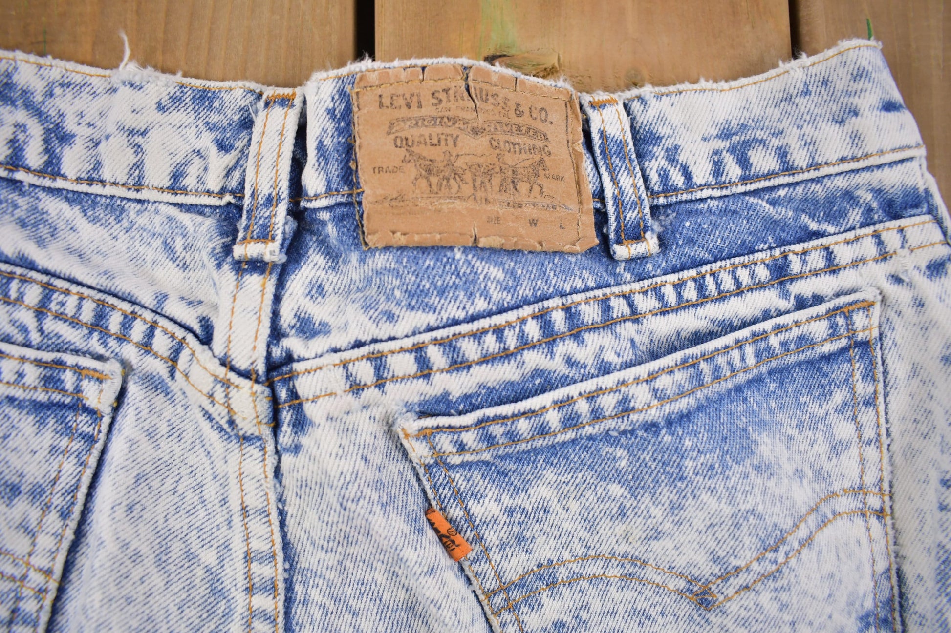 Vintage 1970s Levi's Orange Tab Acid Wash Denim Jeans Size 28 x 26