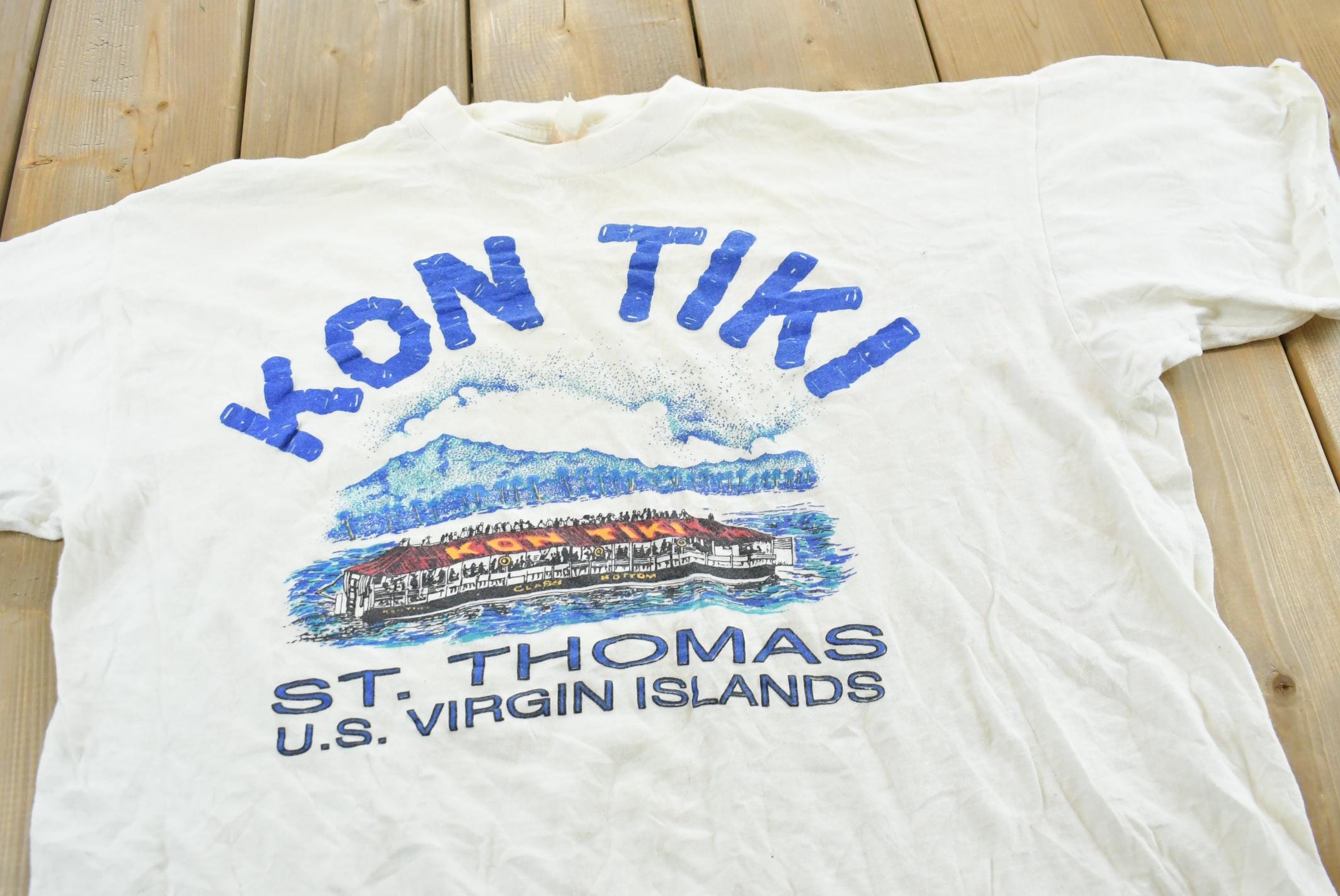 Vintage 1990s Kon Tiki St Thomas US Virgin Islands Glass Bottom Boat Souvenir Travel T-Shirt Mens M / 90s Single Stitch / Vacation