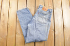 Vintage 1990s Levi's 550 Red Tab Jeans Size 34 x 31