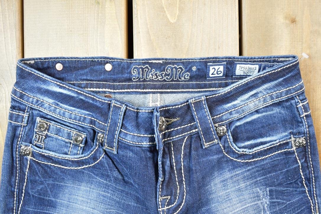 Vintage Y2K Miss Me Bedazzled Low Rise Jeans Size 26x31