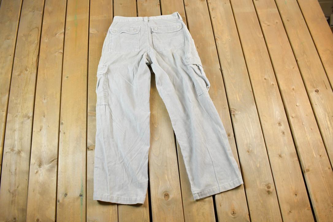 Vintage 1990s Levi Strauss Silvertab Corduroy Denim Cargos Size 30 x 32 Made In USA