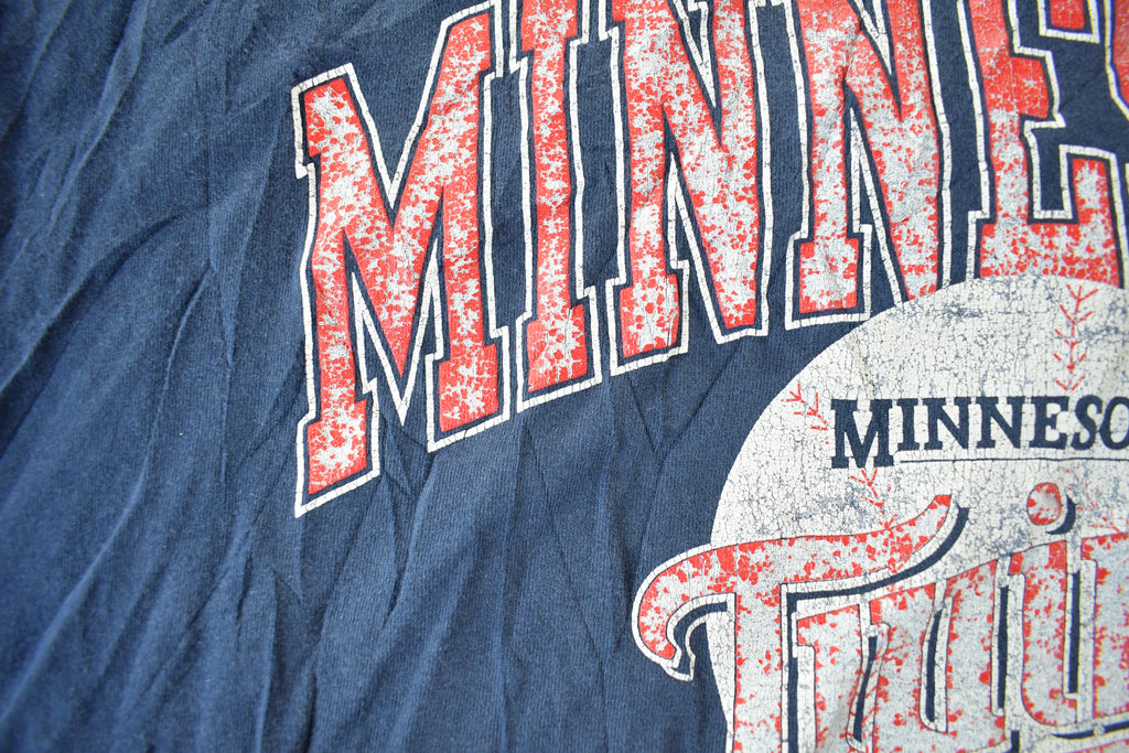 Vintage 1999 Minnesota Twins MLB Graphic T-Shirt