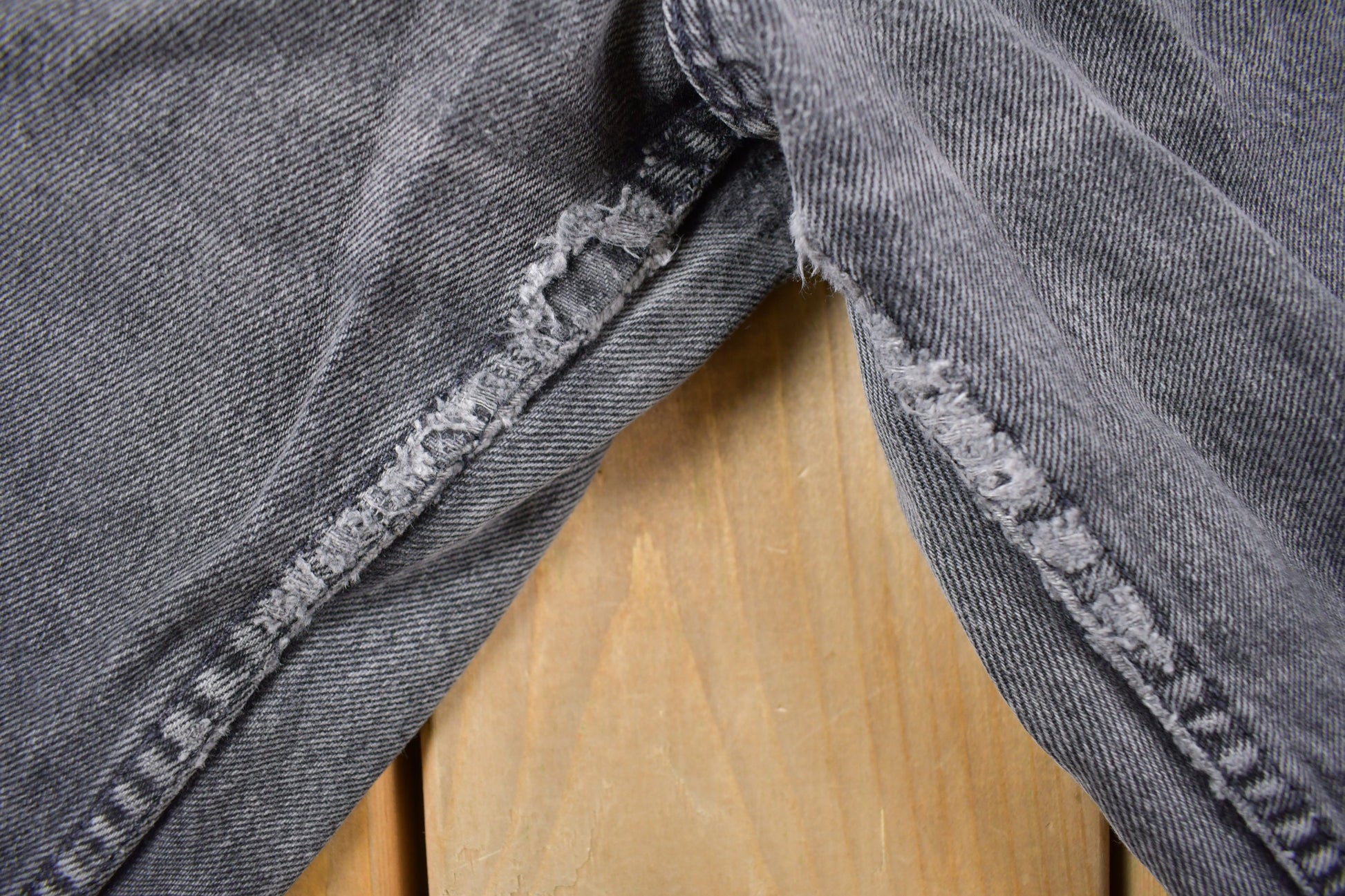 Vintage 1980s Levi's 550 Orange Tab Black Denim Jeans Size 32 x 32