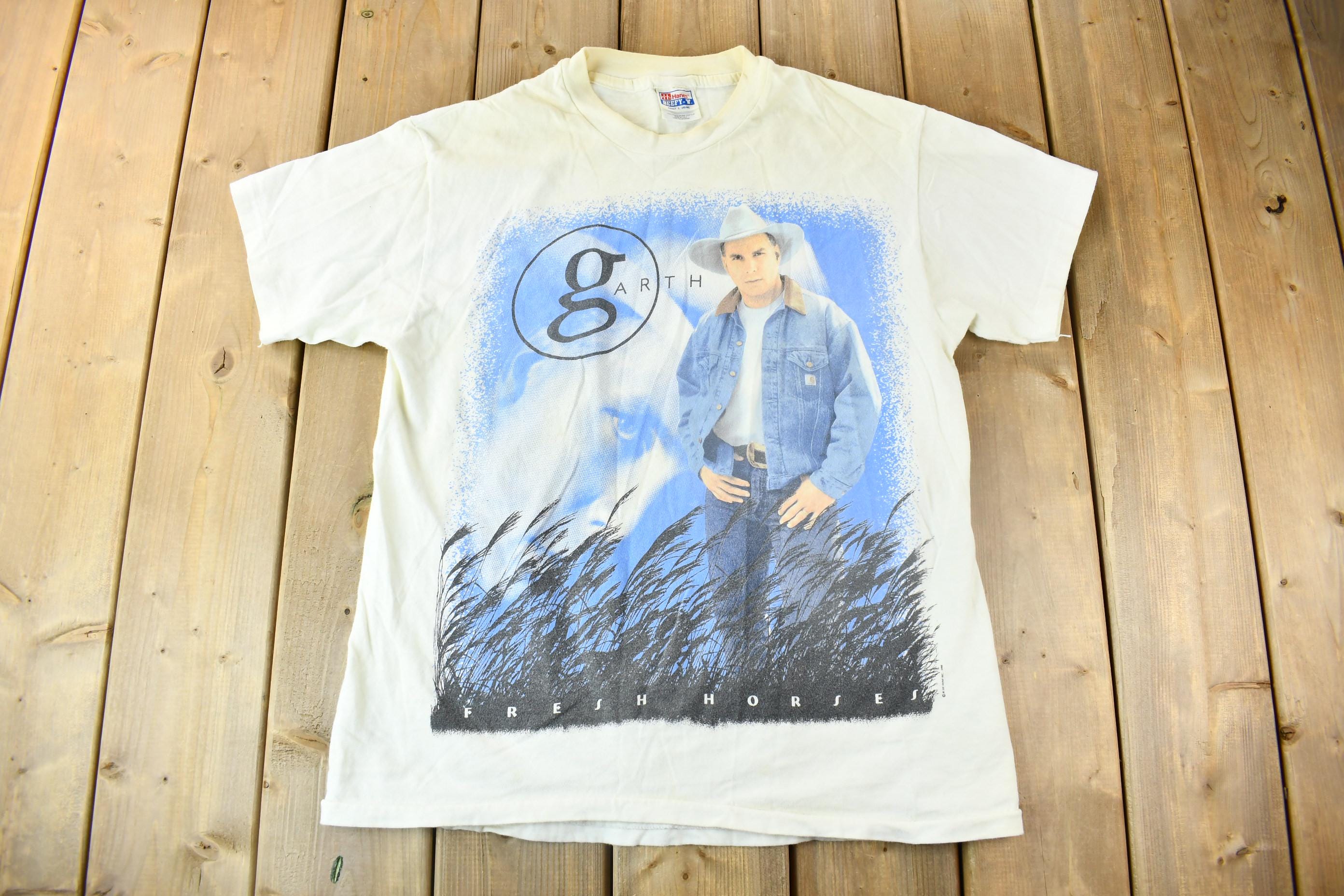 Vintage 1996 Garth Brooks World Tour Graphic Country Music T-Shirt