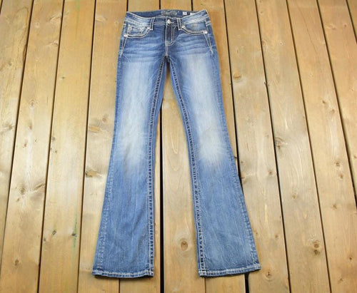 Vintage Y2K Miss Me Bedazzled Low Rise Jeans Size 26x31 / Boot Cut Jeans / Y2K Style / Embroidered Jeans / 2000s / Contrast Stitching