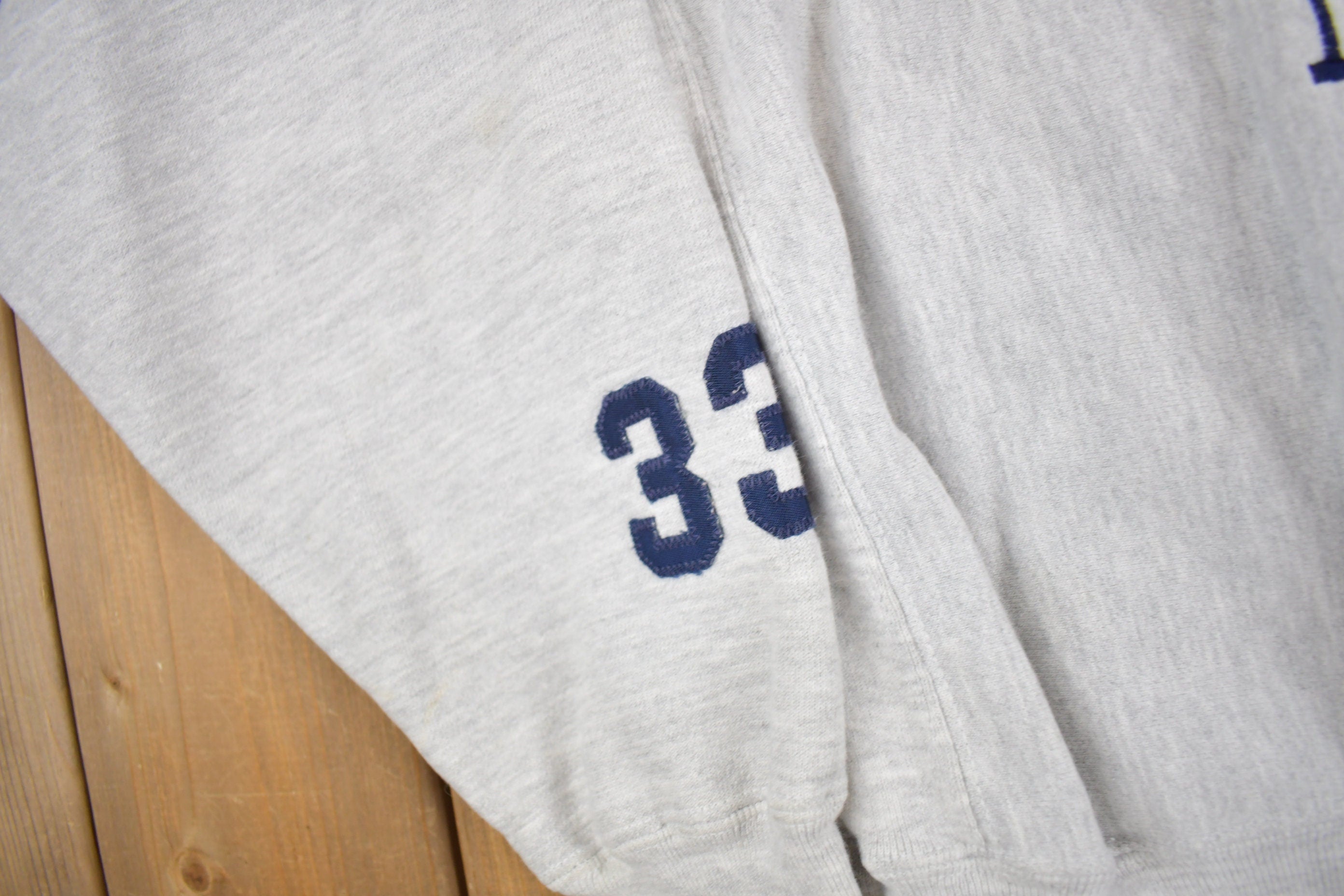 Vintage 1990s North Western University Basketball Champion Sweatshirt