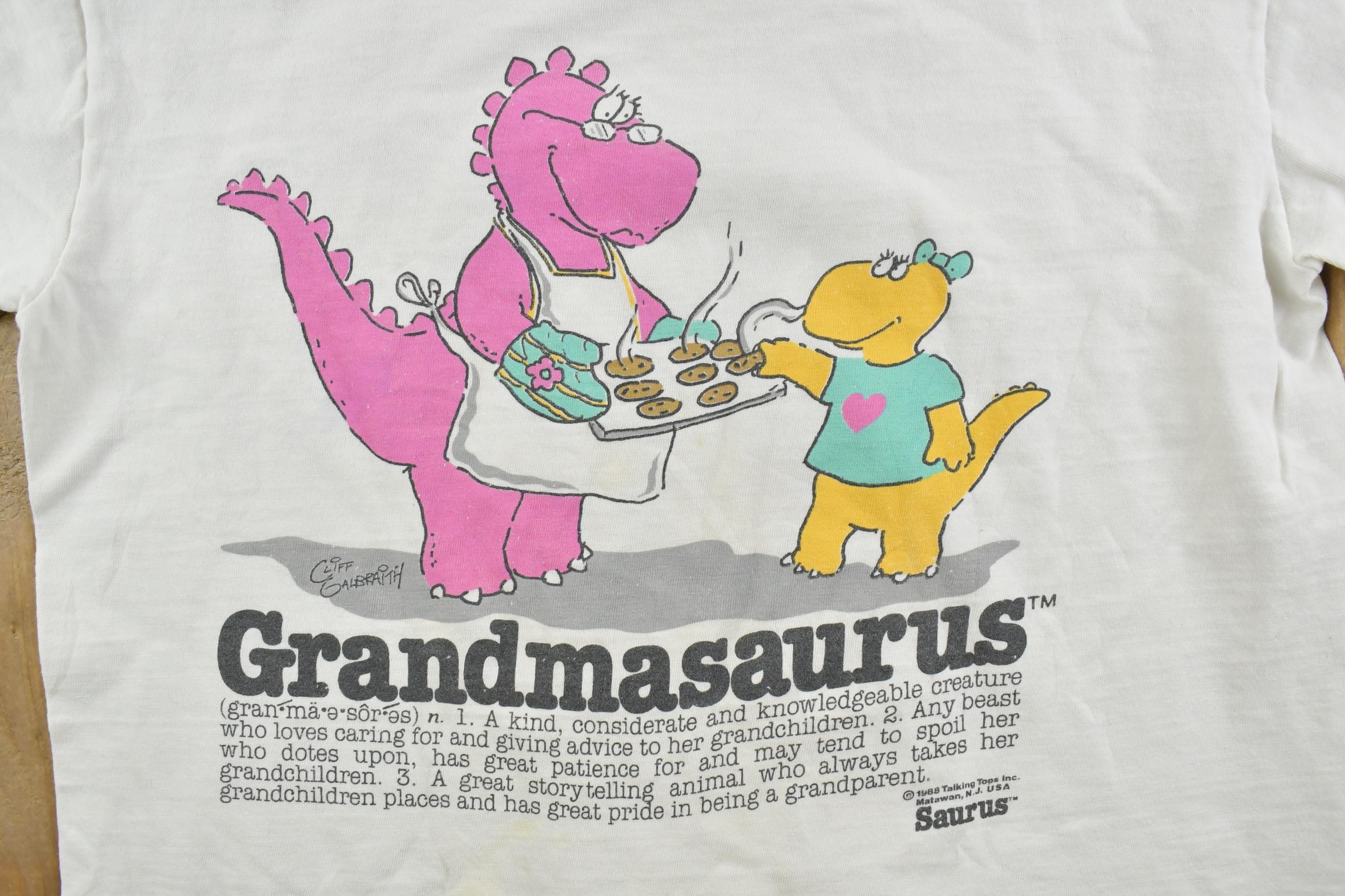 Vintage 1990s Grandmasaurus Cute Grandma Dinosaur Graphic T-Shirt