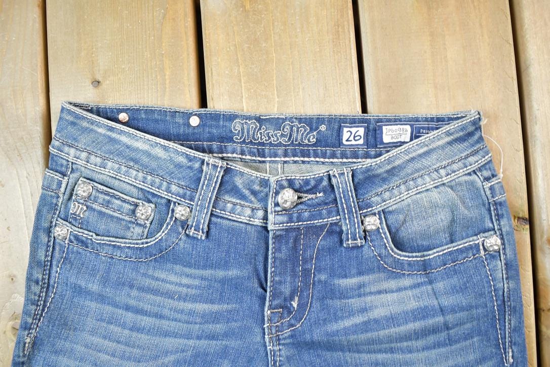 Vintage Y2K Miss Me Bedazzled Low Rise Jeans Size 26x31