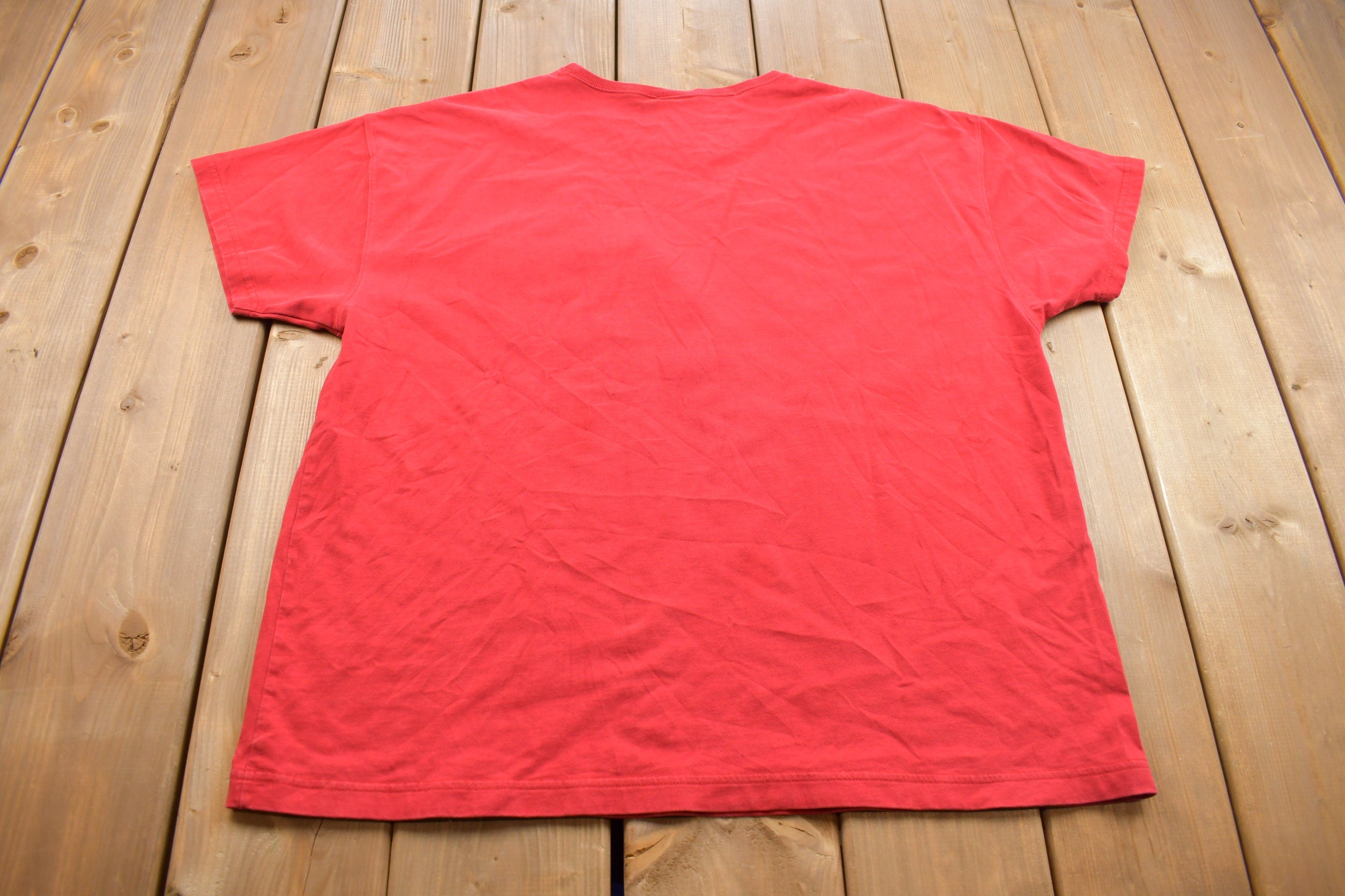 Vintage 1990s Looney Tunes Bugs Bunny Graphic Pocket T Shirt / Vintage T Shirt / Rare Vintage / Streetwear / Warner Bros / Cartoons