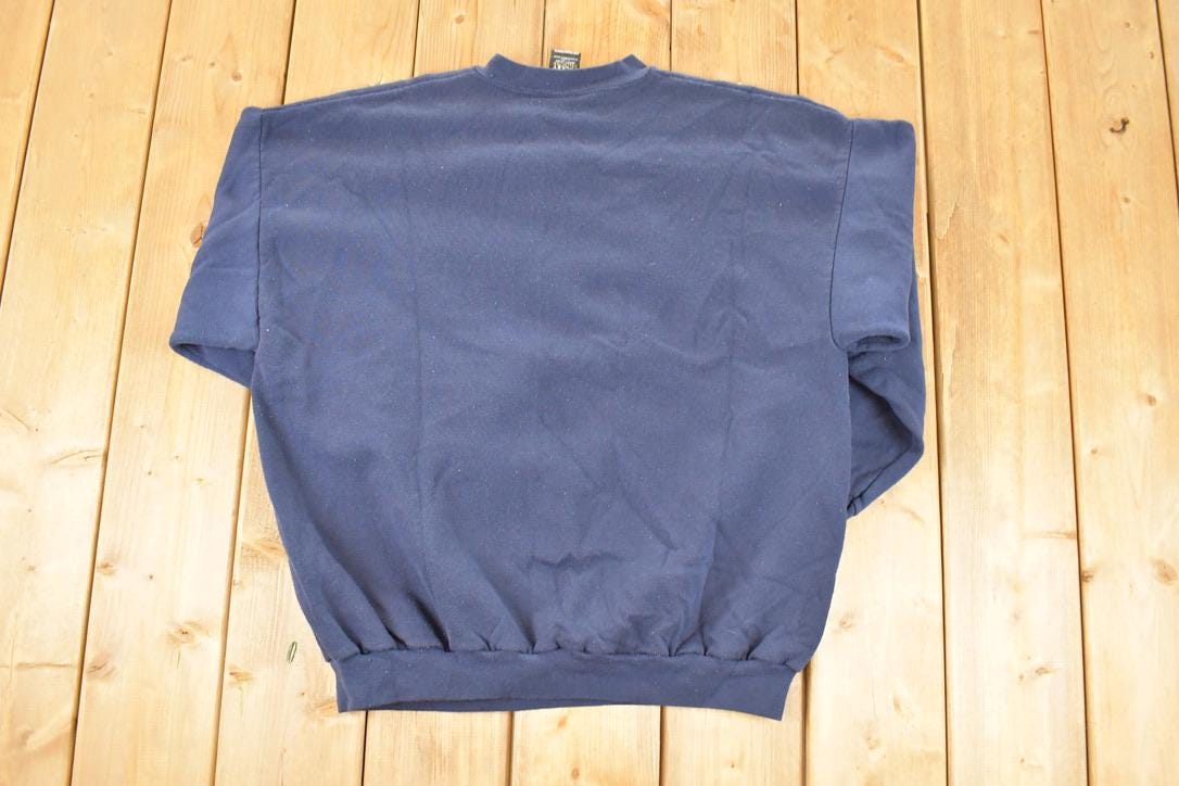 Vintage 1990s Mickey Mouse Christmas Crewneck Sweatshirt Men's L