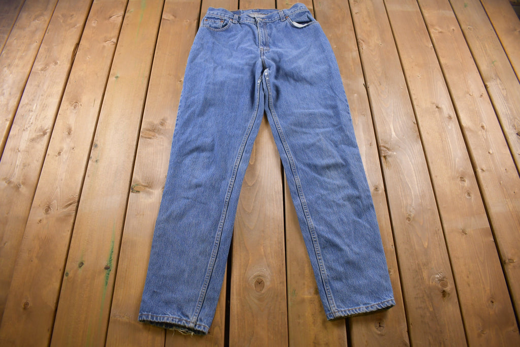 Vintage 1990s Levi's 550 Red Tab Jeans Size 30 x 33