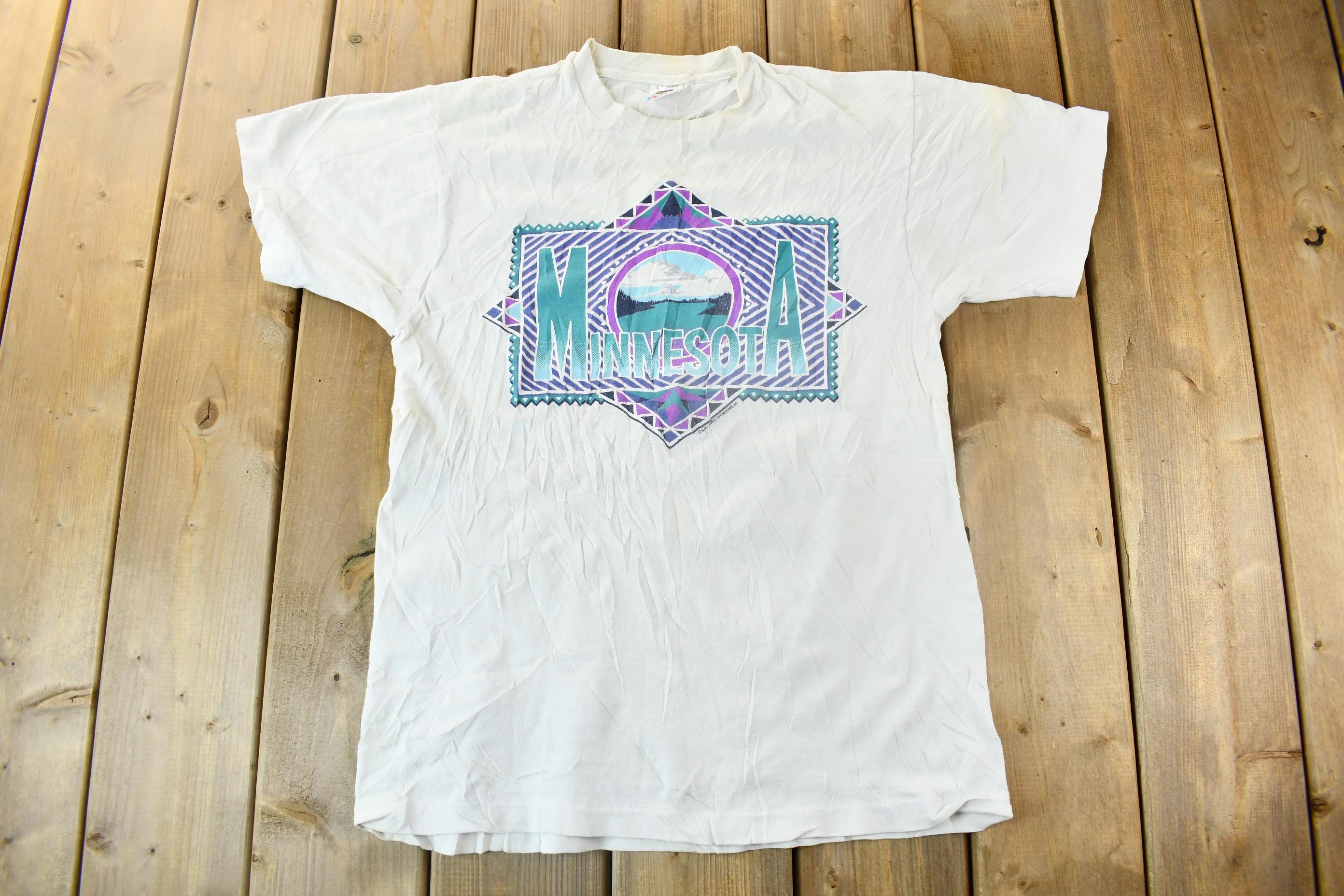 Vintage 1990 Minnesota Graphic Souvenir Travel T-Shirt Made In USA