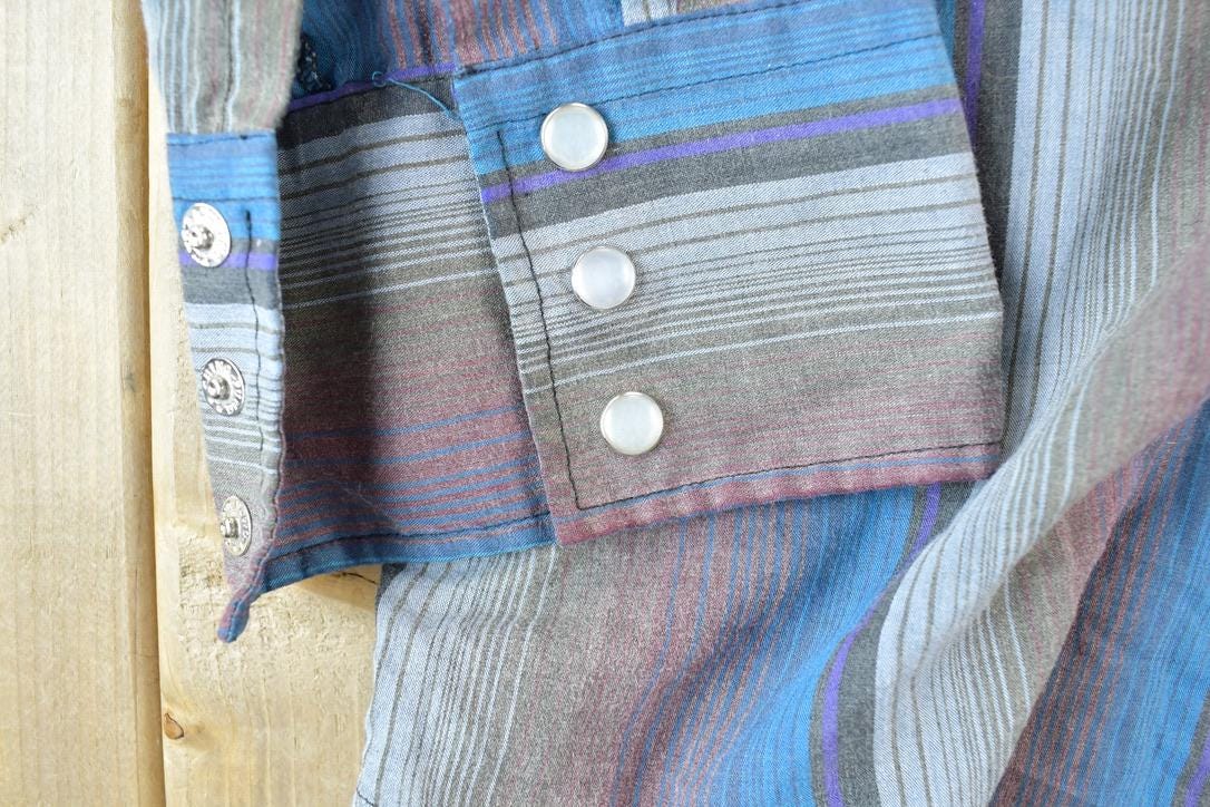 Vintage 1970s Outlaw Western Wear Button Up Shirt