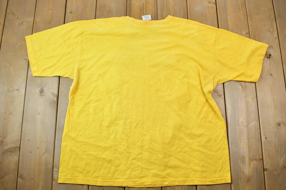 Vintage 1990s Tommy Jeans Hilfiger Denim Graphic T-Shirt