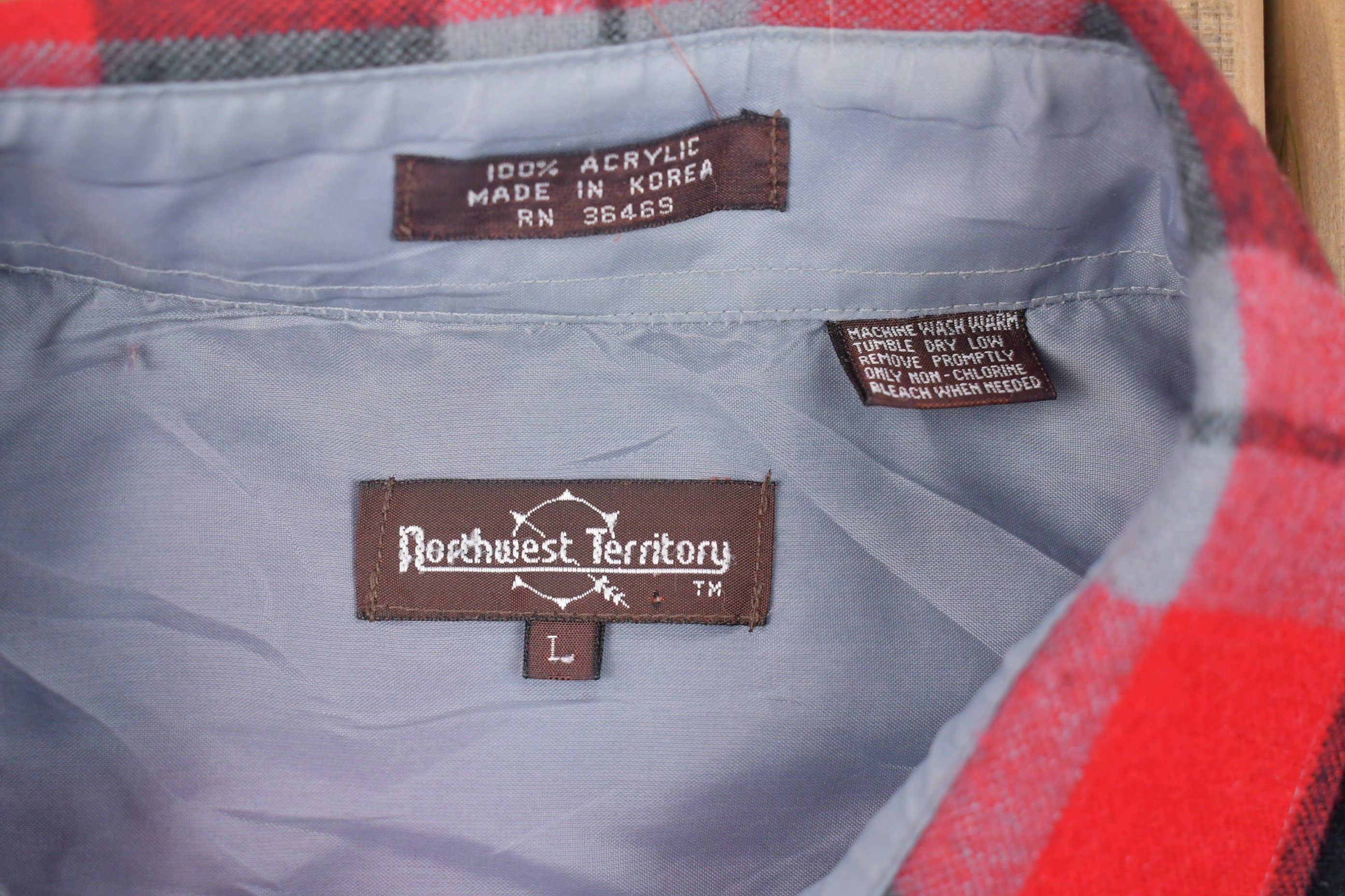 Vintage 1990s Northwest Territory Plaid Lined Button Up Shirt