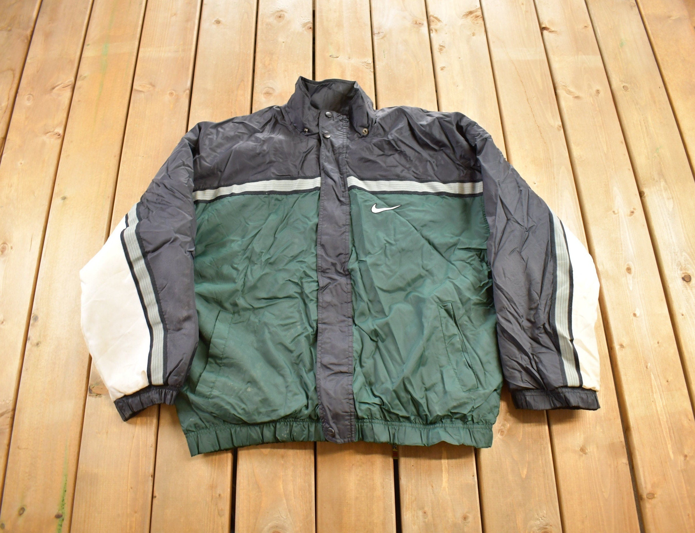 Vintage 1990s Nike Sherpa Lined Winter Jacket