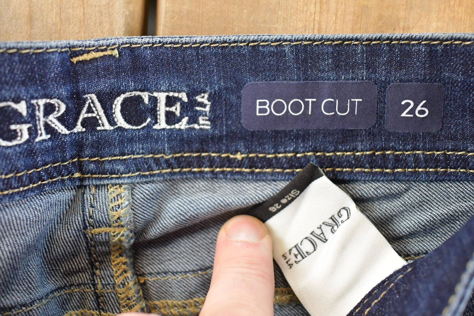 Vintage Deadstock Y2K Grace In LA Bedazzled Bootcut Low Rise Jeans Women's Size 26 x 31