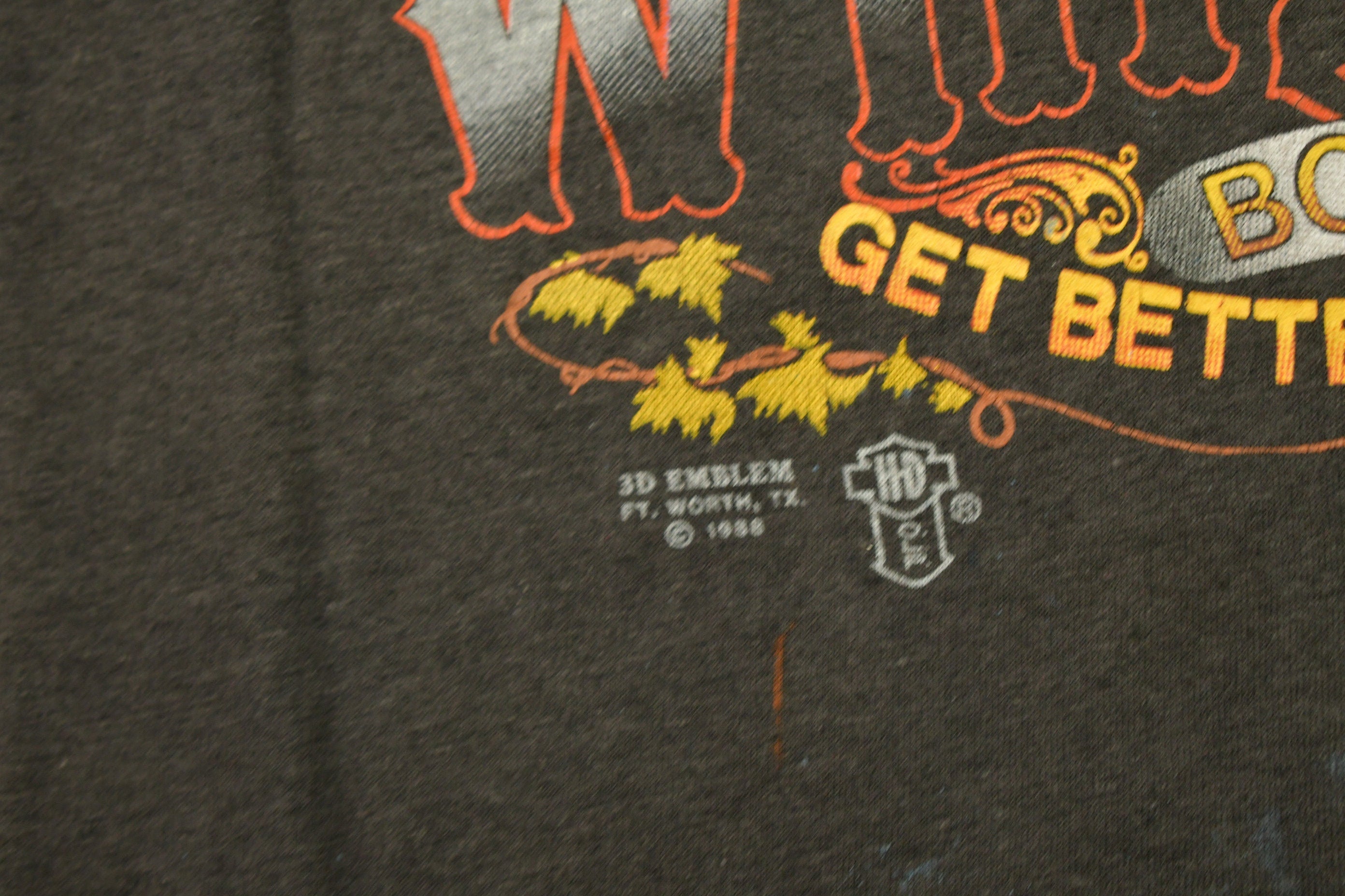 Vintage 1986 Harley Davidson Harley's Whiskey 3D Emblem T Shirt