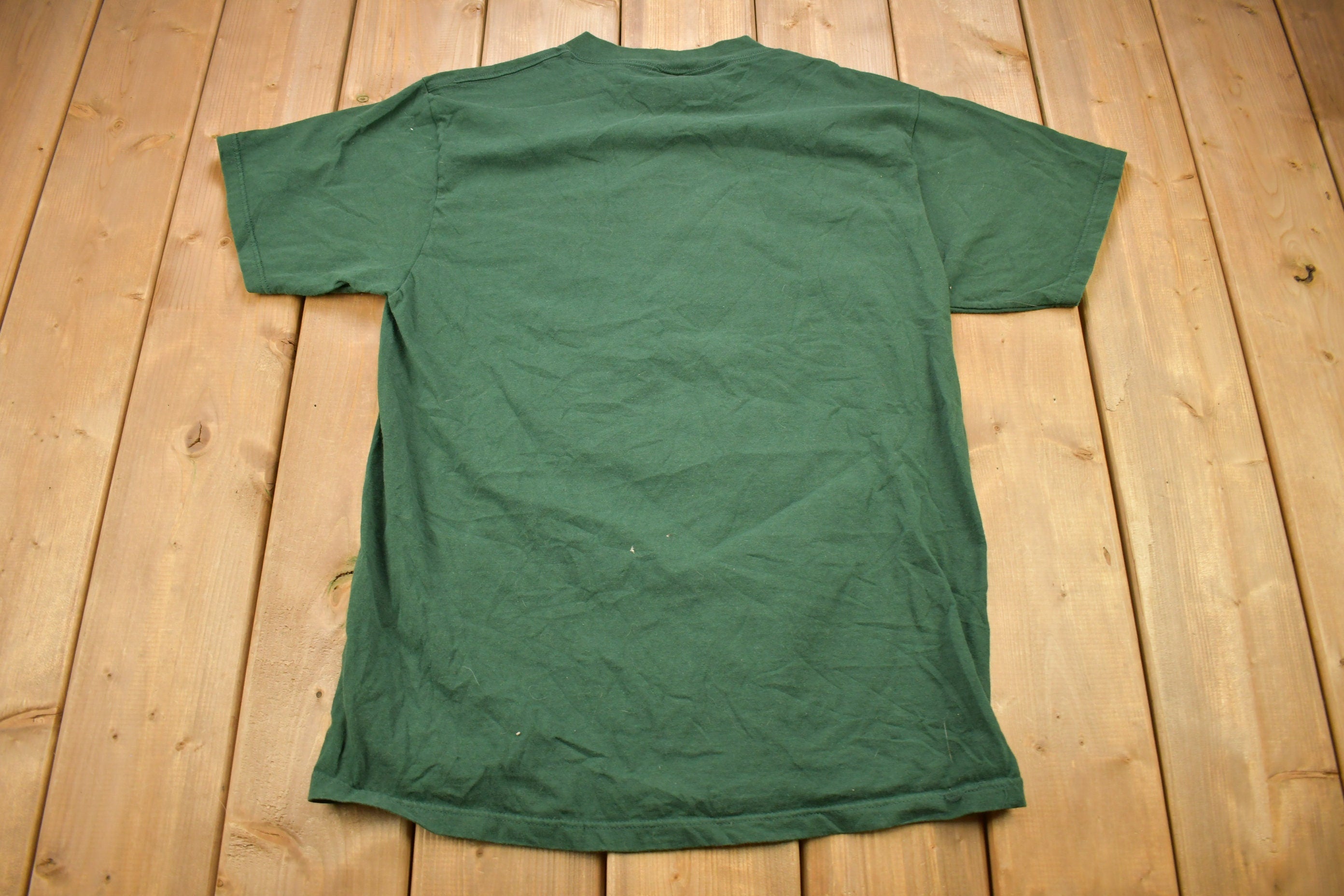 Vintage 1998 Brett Favre Green Bay Packers NFL Graphic T-Shirt