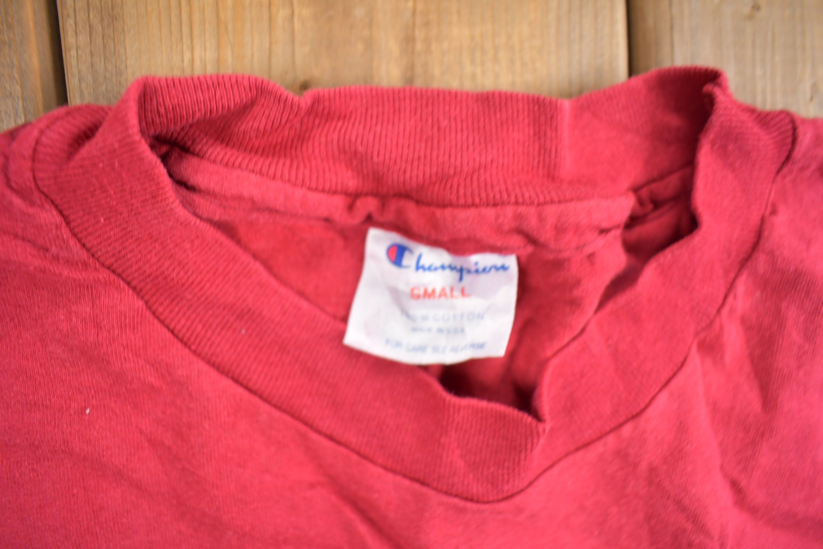 Vintage 1990s University of Harvard Latin Theme Collegiate T-Shirt