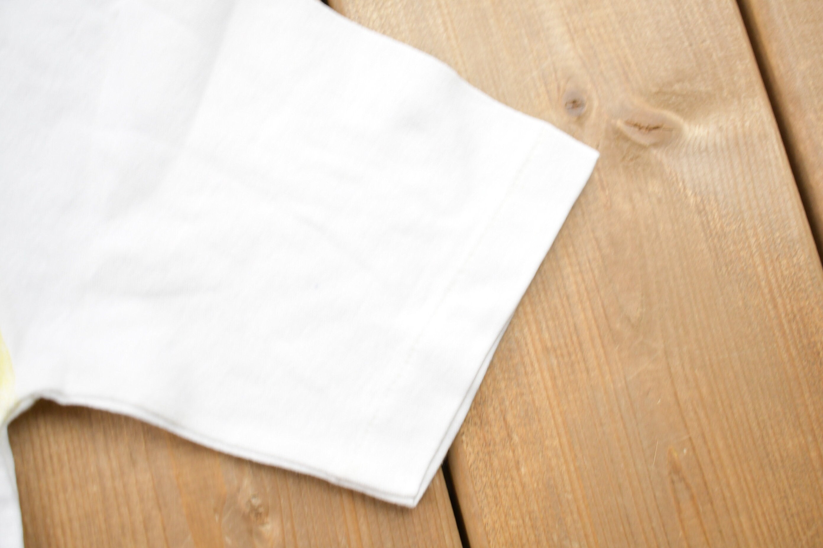 Vintage 1970s Contrast Faded Graphic T-Shirt