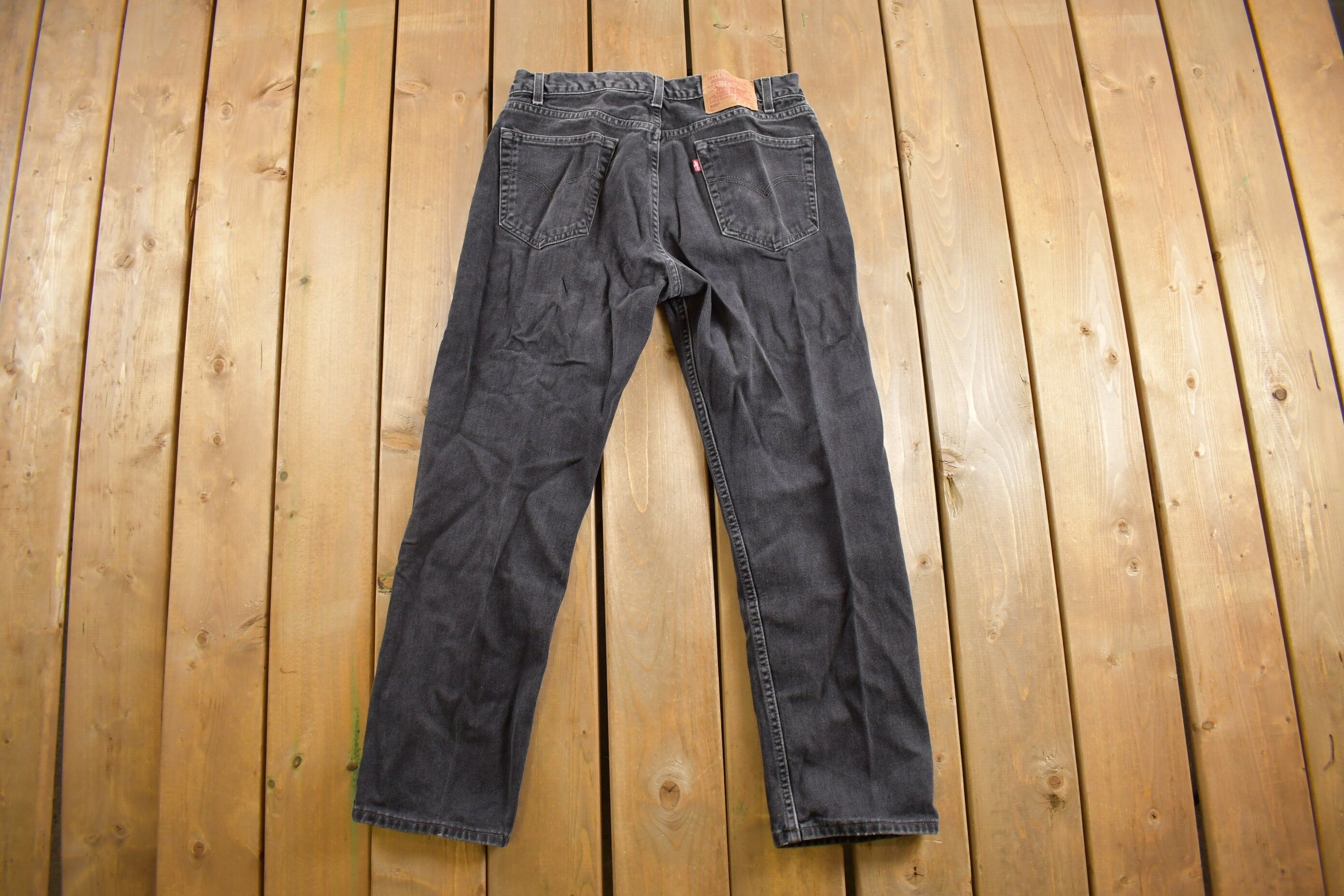 Vintage 1990s Levi's 505 Red Tab Relaxed Fit Jeans Size 33 x 29