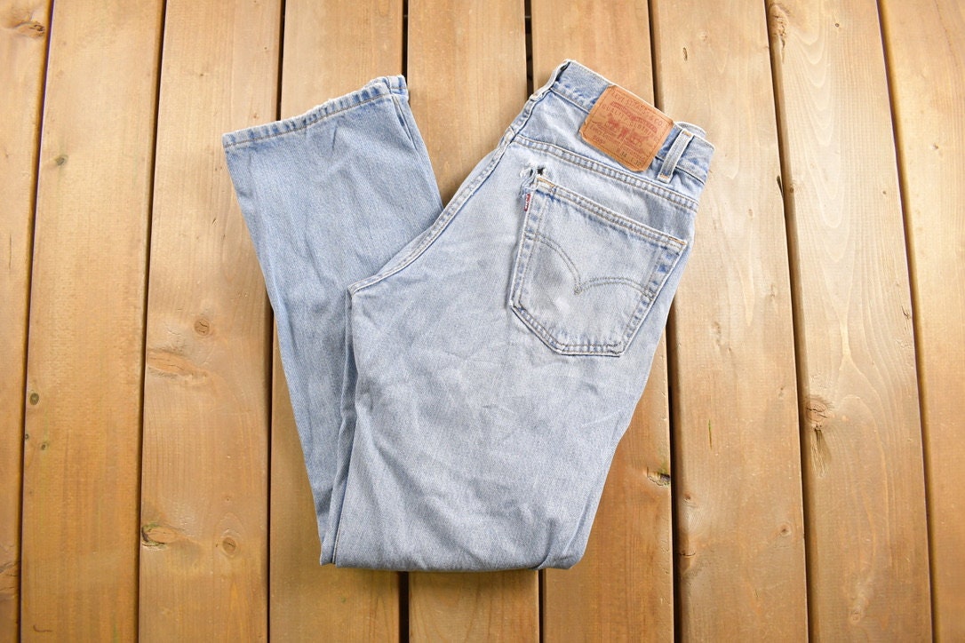 Vintage 1990s Levi's 505 Red Tab Jeans Size 32 x 30.5
