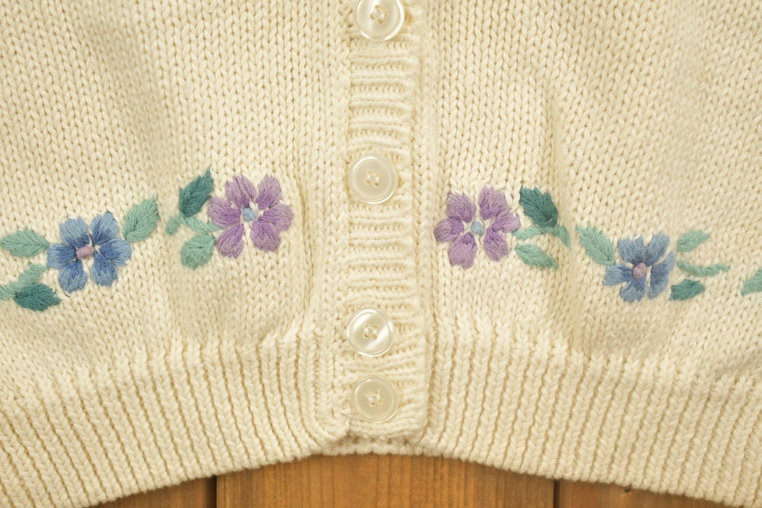 Vintage 1990s Jantzer Knitted Abstract Pattern Cardigan Sweater