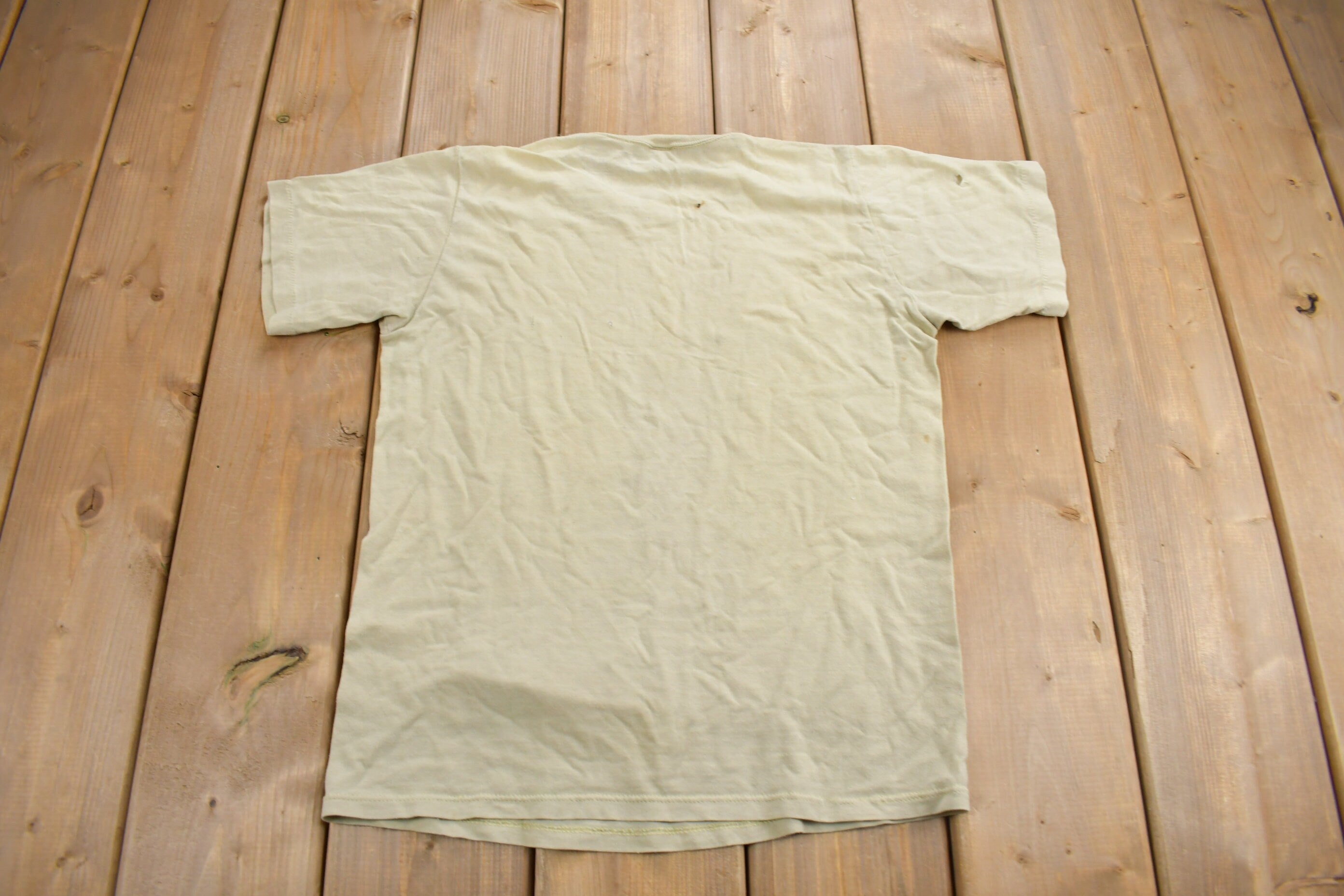 Vintage 1985 Fishing Theme Graphic T-Shirt