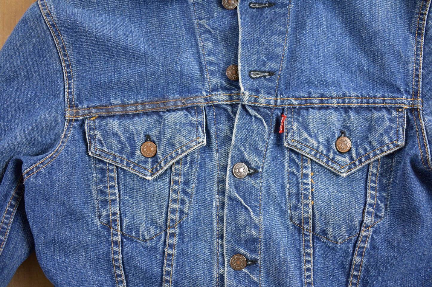 Vintage 1960s Levi’s Big E Denim Jean Jacket / Levi's Red Tab / 1960s Denim / True Vintage / Streetwear / Distressed Denim