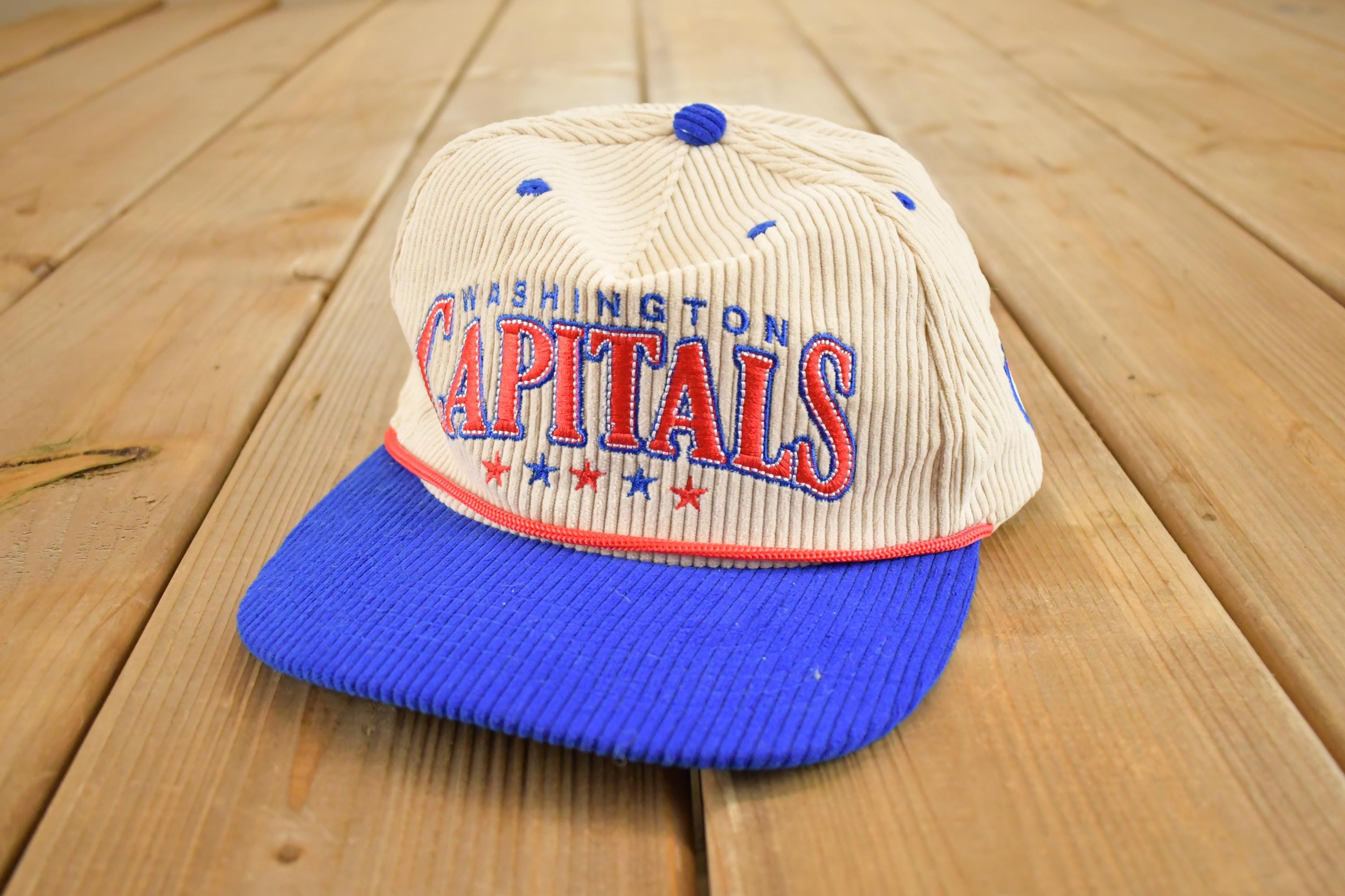 Vintage 1980s Washington Capitols NHL Corduroy Snapback Trucker Hat