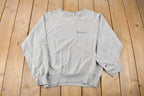 Vintage 1990s Champion Small Logo Embroidered Crewneck Sweatshirt Size M