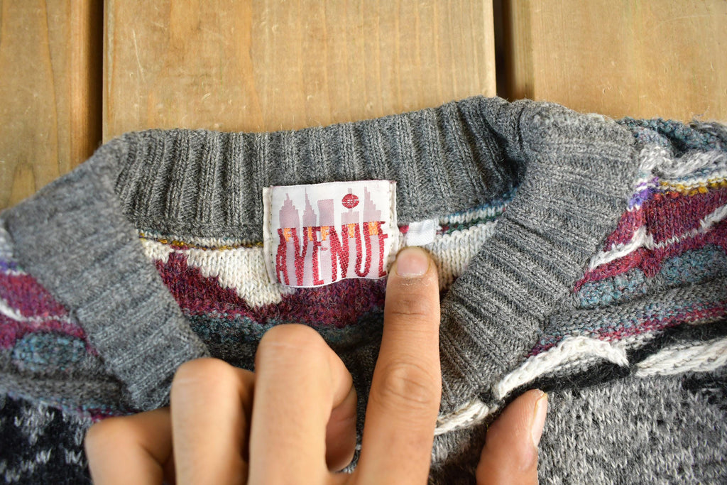 Vintage 1990s Avenue 3D Cable Knit Crewneck Sweater Men's S-M