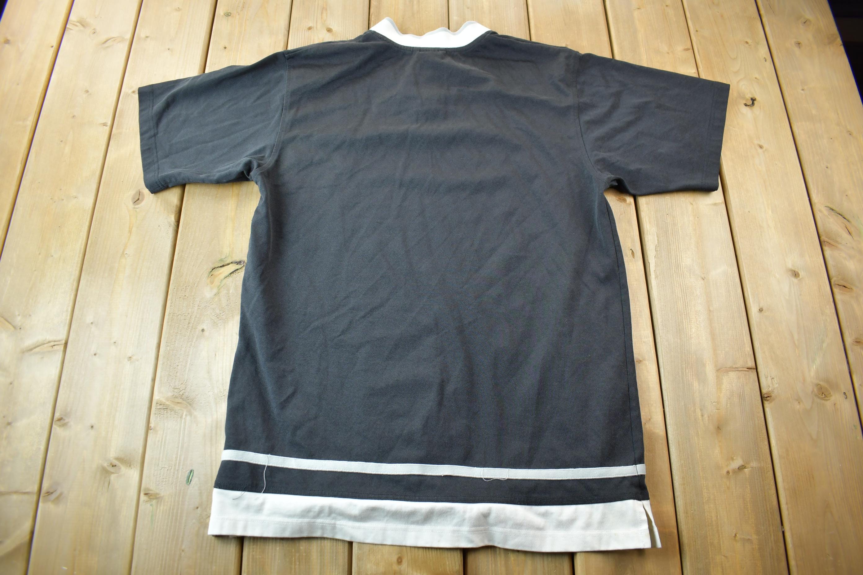 Vintage Y2K Nike Center Logo Embroidered Jersey T-Shirt