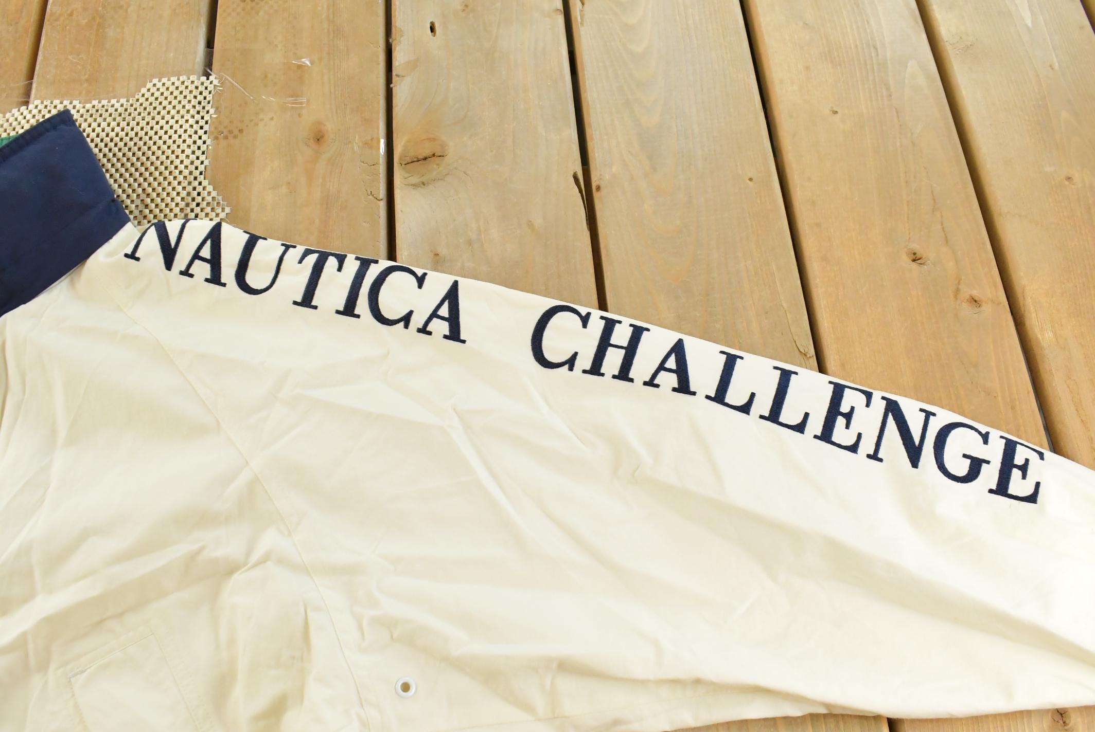 Vintage 1990s Nautica Challenge J-Class Windbreaker Jacket Men's L / 90s Sailing Windbreaker / Vintage Streetwear / Americana