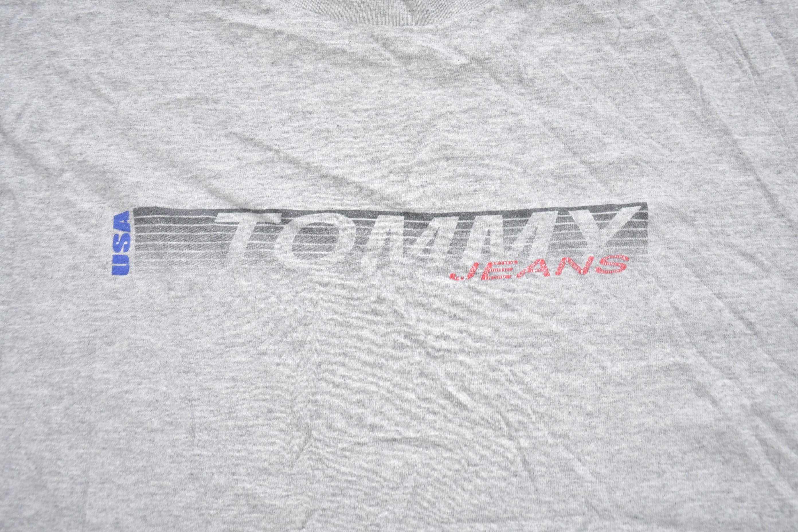 Vintage 1990s Tommy Hilfiger Graphic T-Shirt
