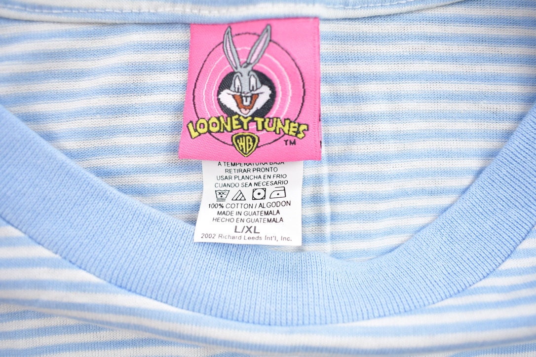 Vintage 1990s Cute Tweety Bird In Pajamas Graphic T-Shirt