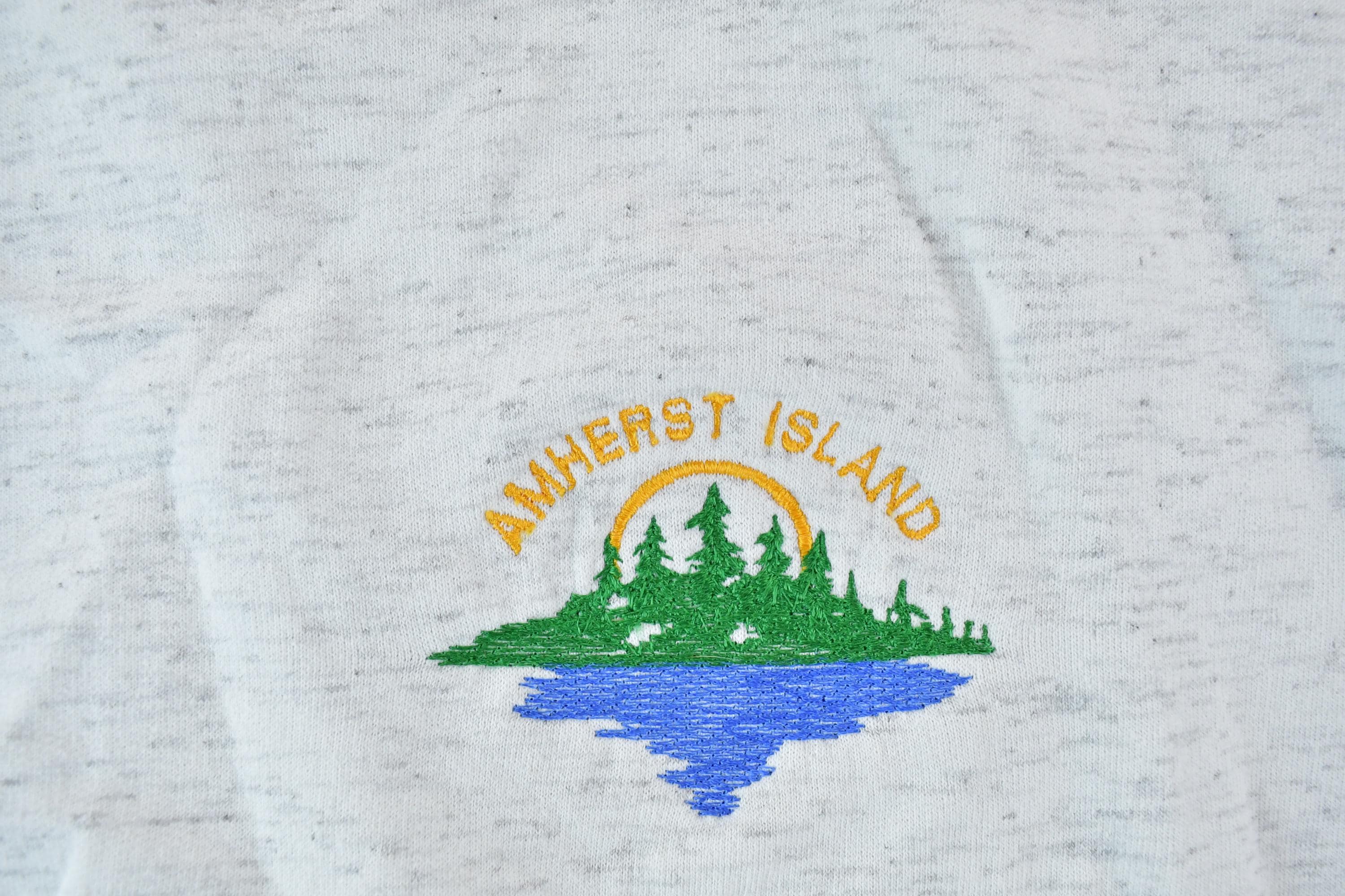 Vintage 1990s Amherst Island Heavyweight Crewneck Sweatshirt