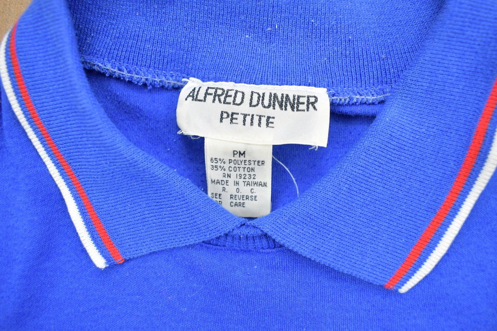 Vintage 1990s Stitched Sailboat Button Up Short Sleeve Shirt