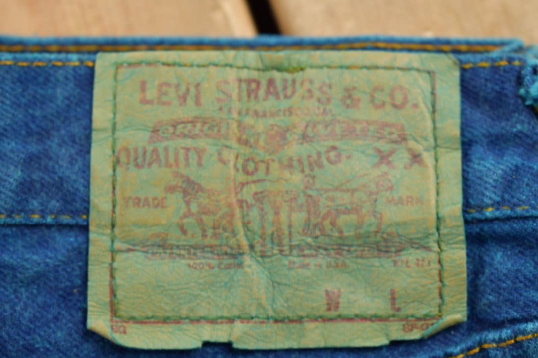 Vintage 1980s Blue Dyed Levi's Red Tab Denim Jeans Size 30 x 30.5