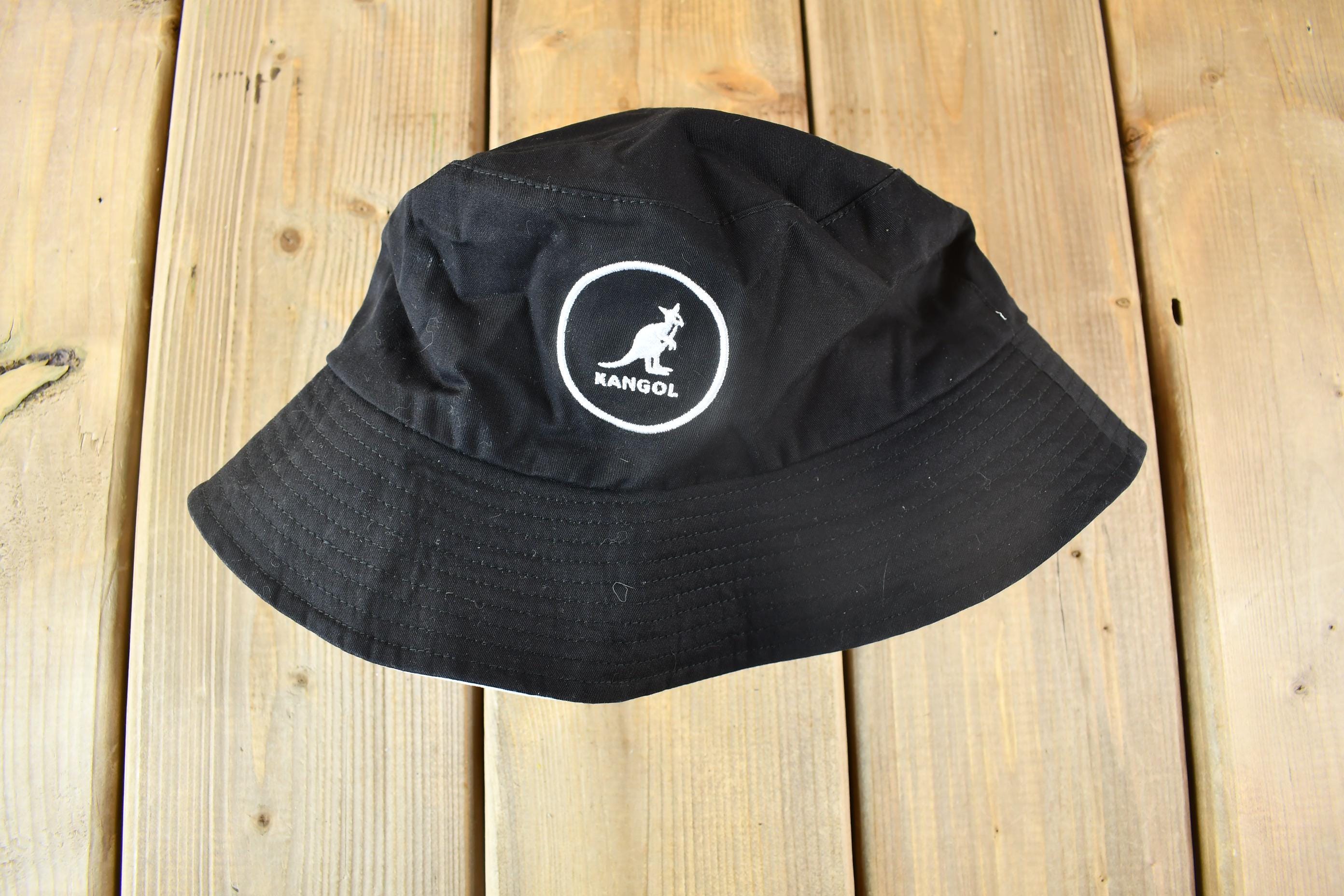 Vintage 1990s Kangol Cotton Bucket Hat / 90s Hat / Vintage Kangol Cap / Size XL