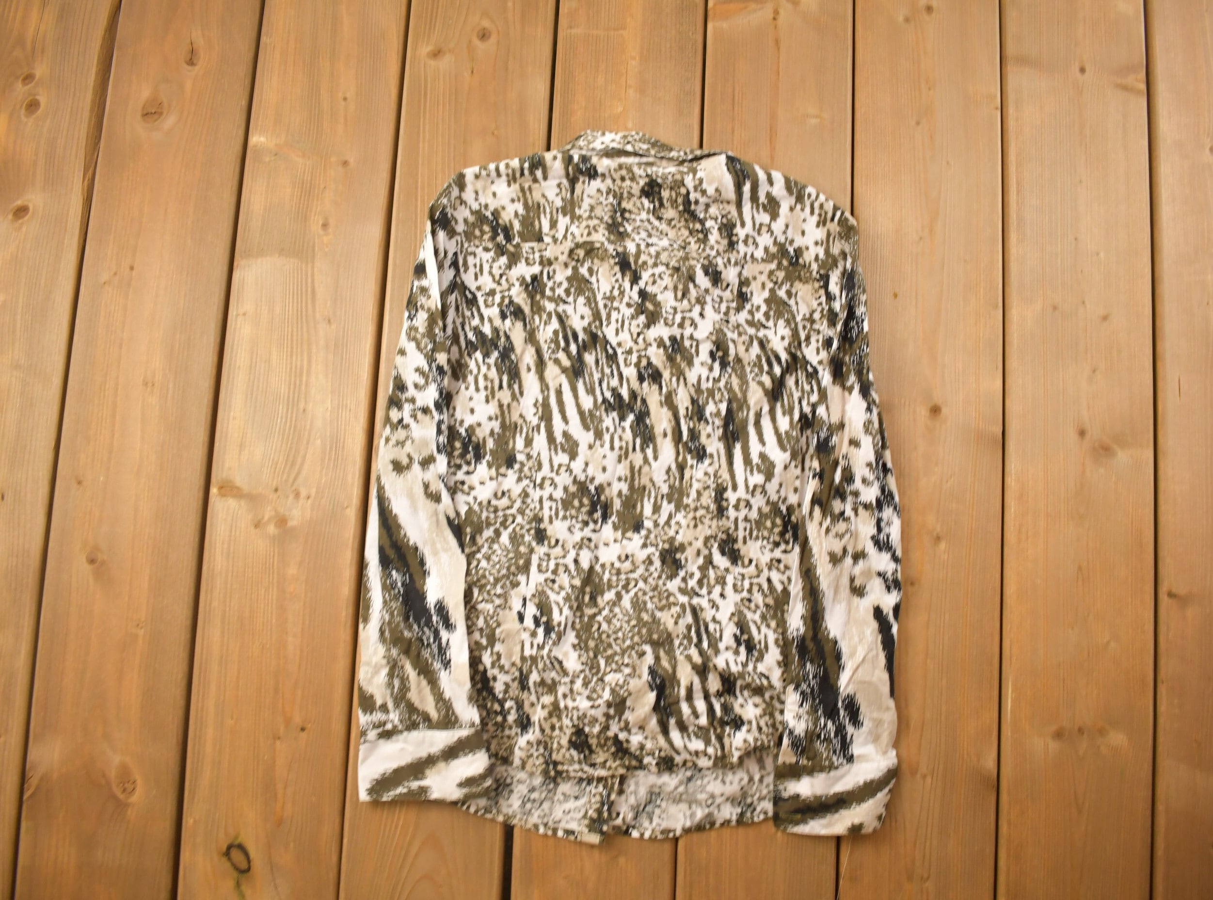 Vintage 1990s Christopher & Banks Leopard Button Up Shirt