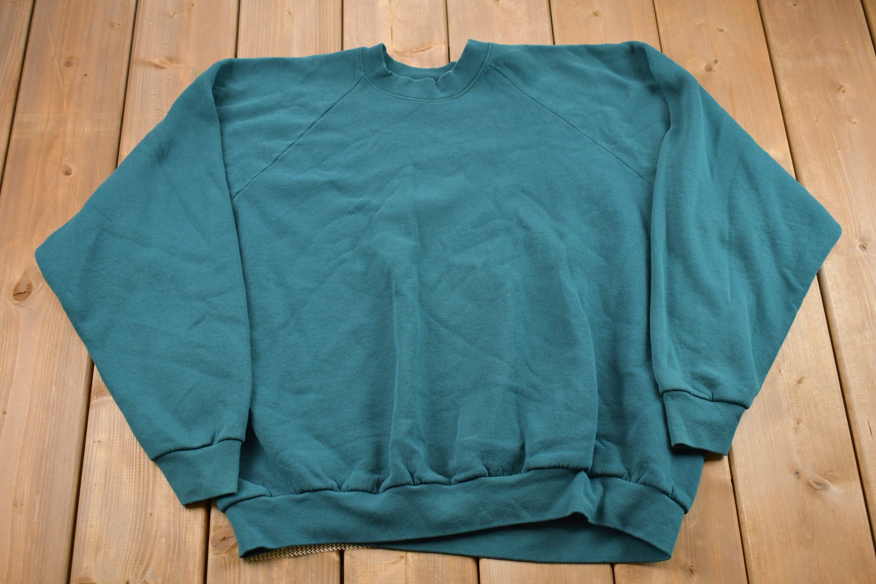 Vintage 1990s Fruit Of The Loom Crewneck Sweatshirt