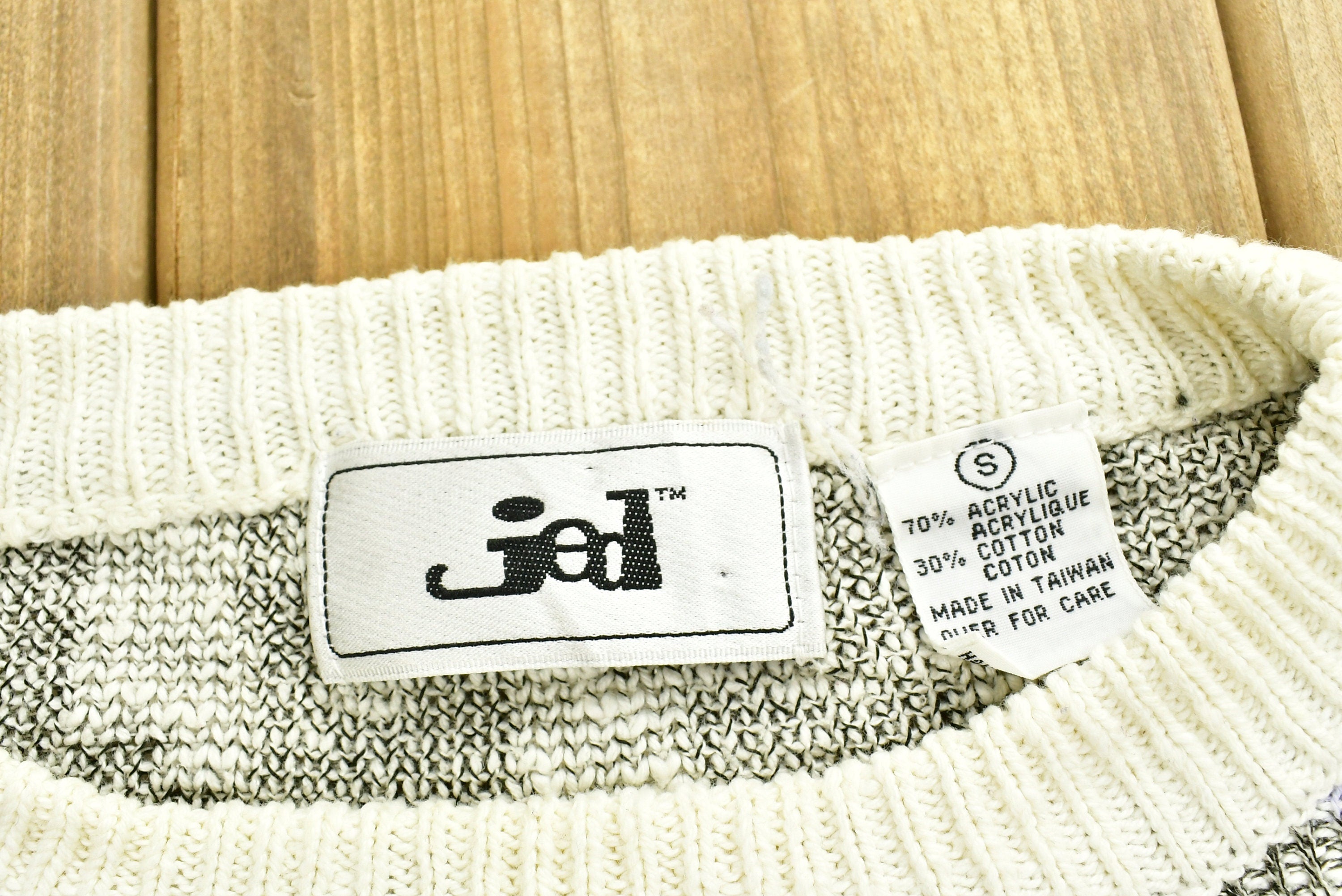 Vintage 1990's Abstract Print Knitted Sweater