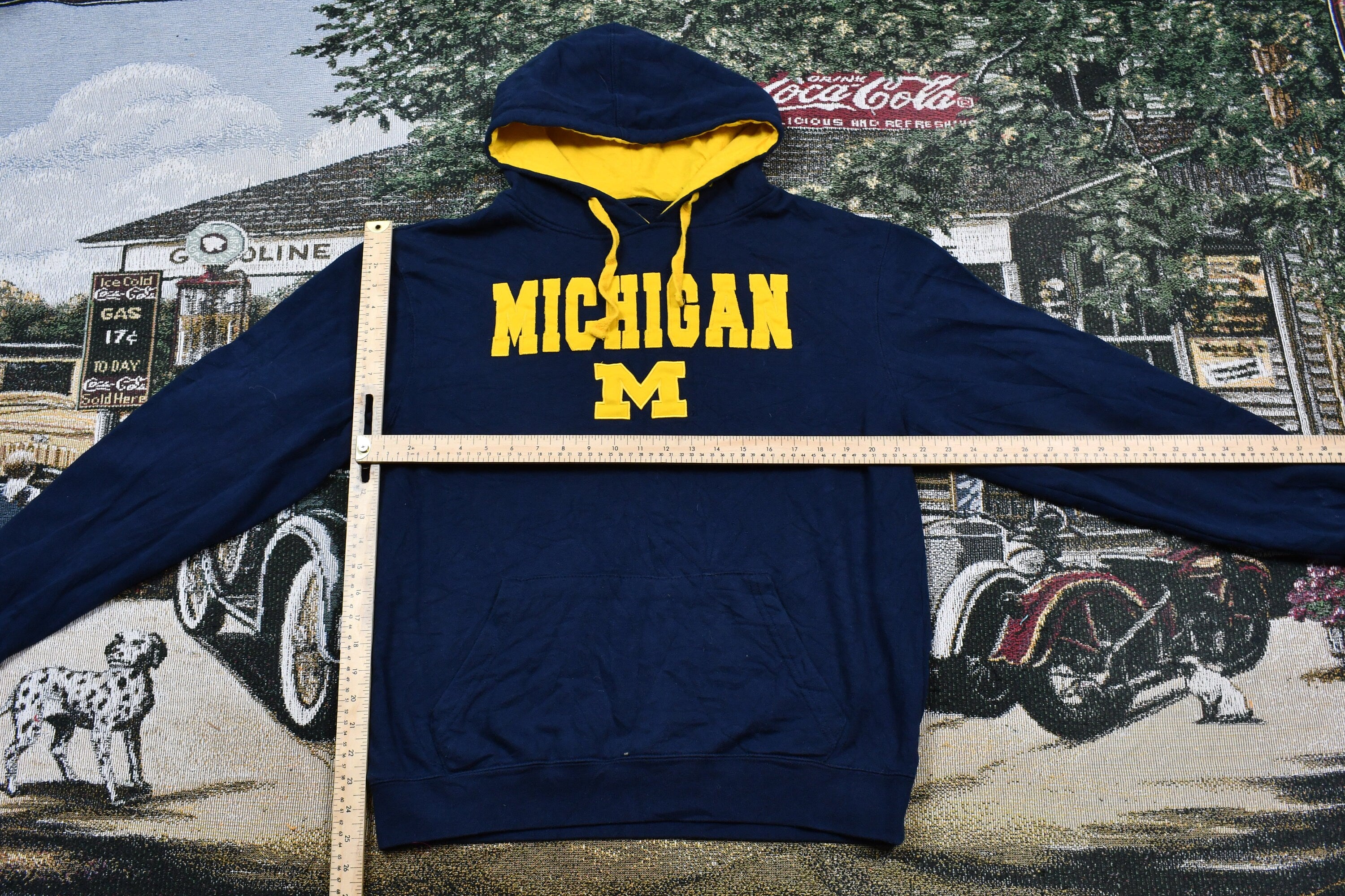 Vintage 1990s University Of Michigan Embroidered NCAA Hoodie